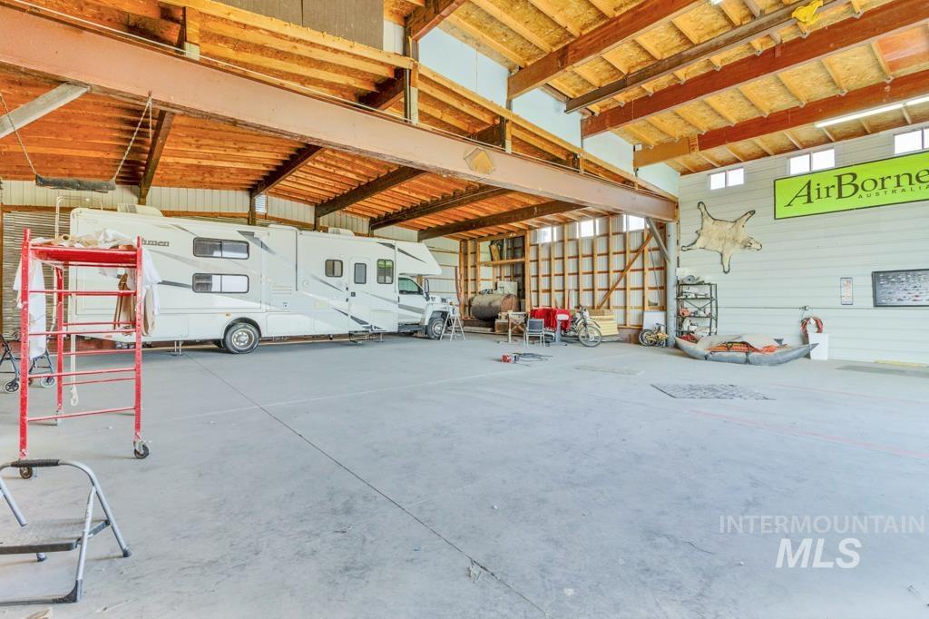 2530 E 4000 N, Filer, Idaho 83328, 1 Bedroom, 1.5 Bathrooms, Residential For Sale, Price $850,000, 98978927