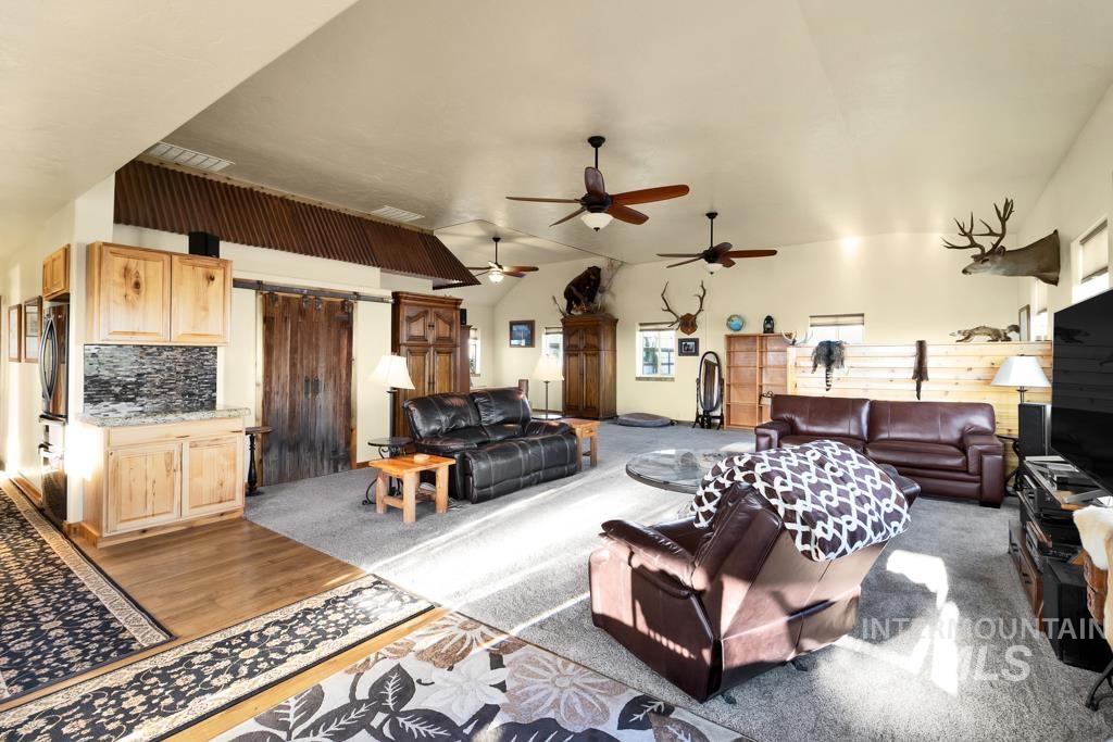 2530 E 4000 N, Filer, Idaho 83328, 1 Bedroom, 1.5 Bathrooms, Residential For Sale, Price $850,000, 98978927