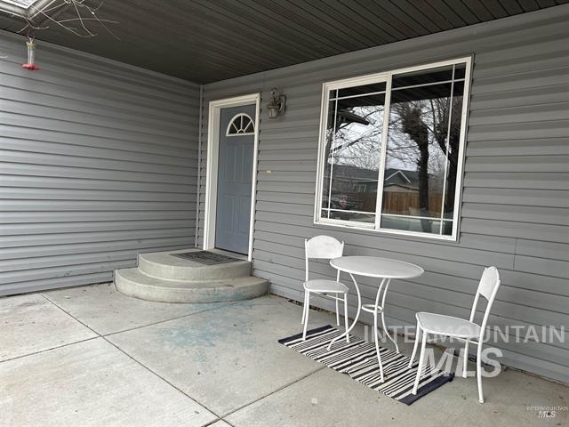 1309 Lauren ln, Filer, Idaho 83328, 4 Bedrooms, 2 Bathrooms, Residential For Sale, Price $335,000, 98978928