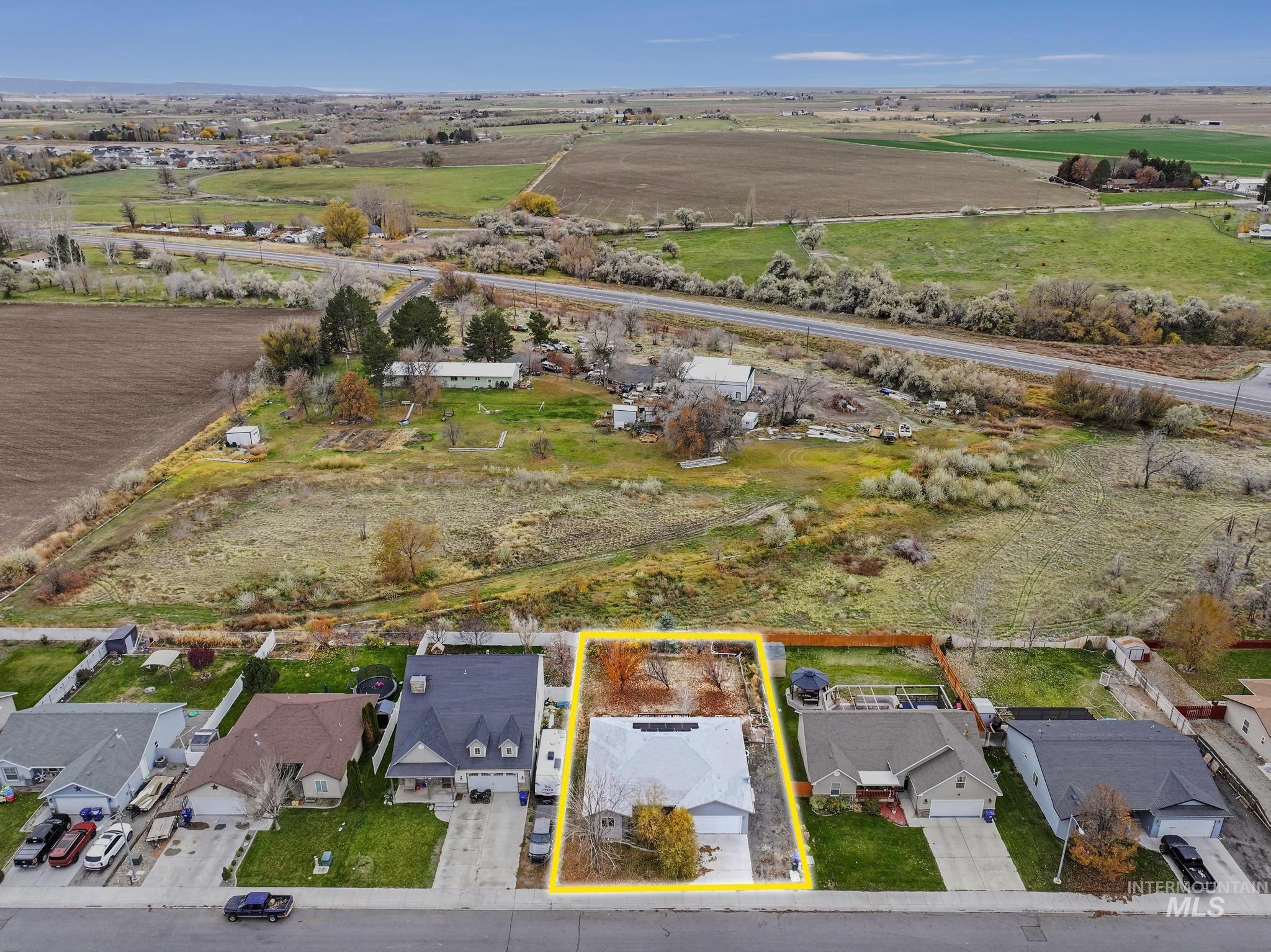 1309 Lauren ln, Filer, Idaho 83328, 4 Bedrooms, 2 Bathrooms, Residential For Sale, Price $335,000, 98978928