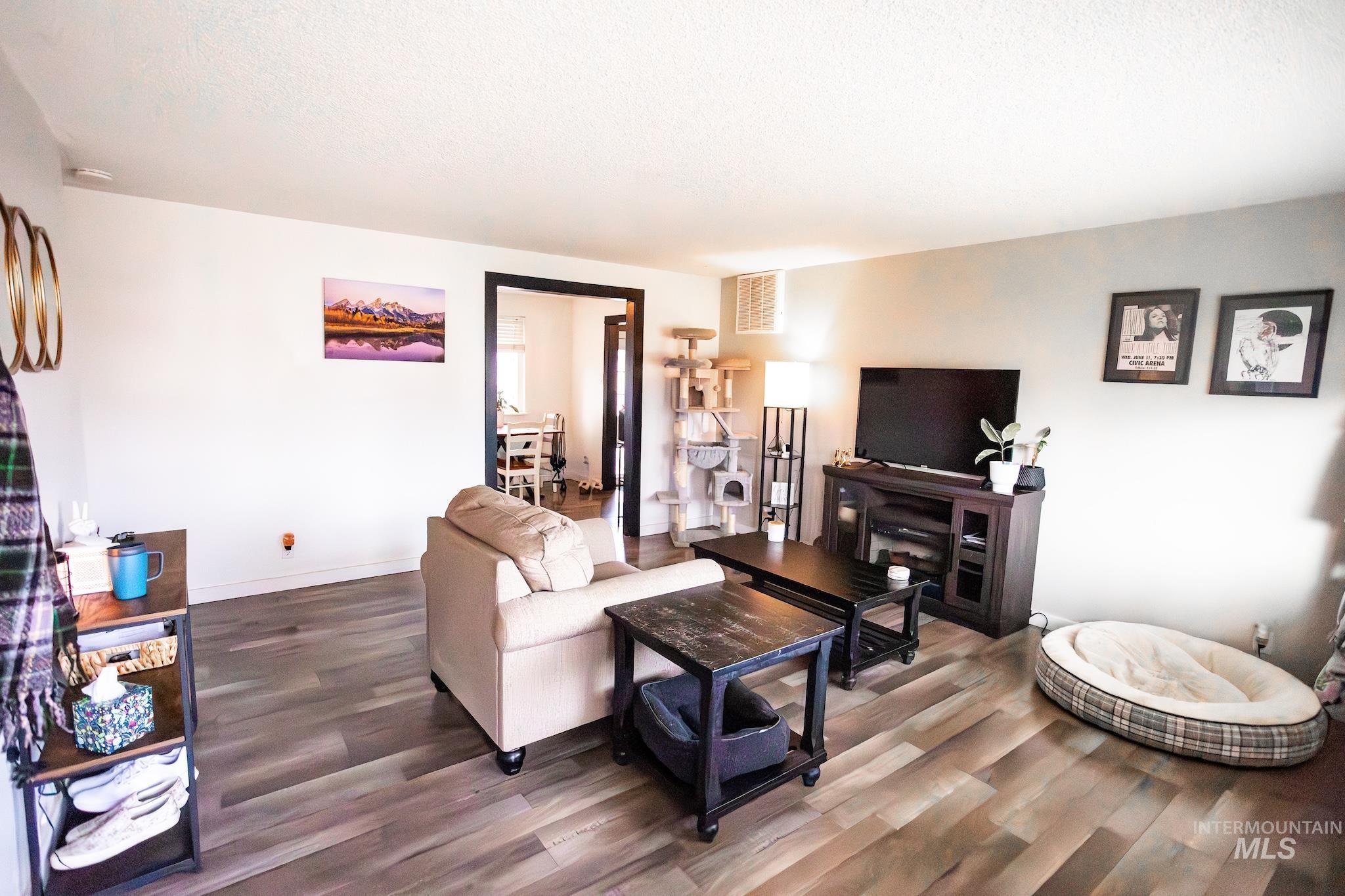 704 Hudson Dr., Nampa, Idaho 83651, 3 Bedrooms, 1 Bathroom, Residential For Sale, Price $345,000, 98978930