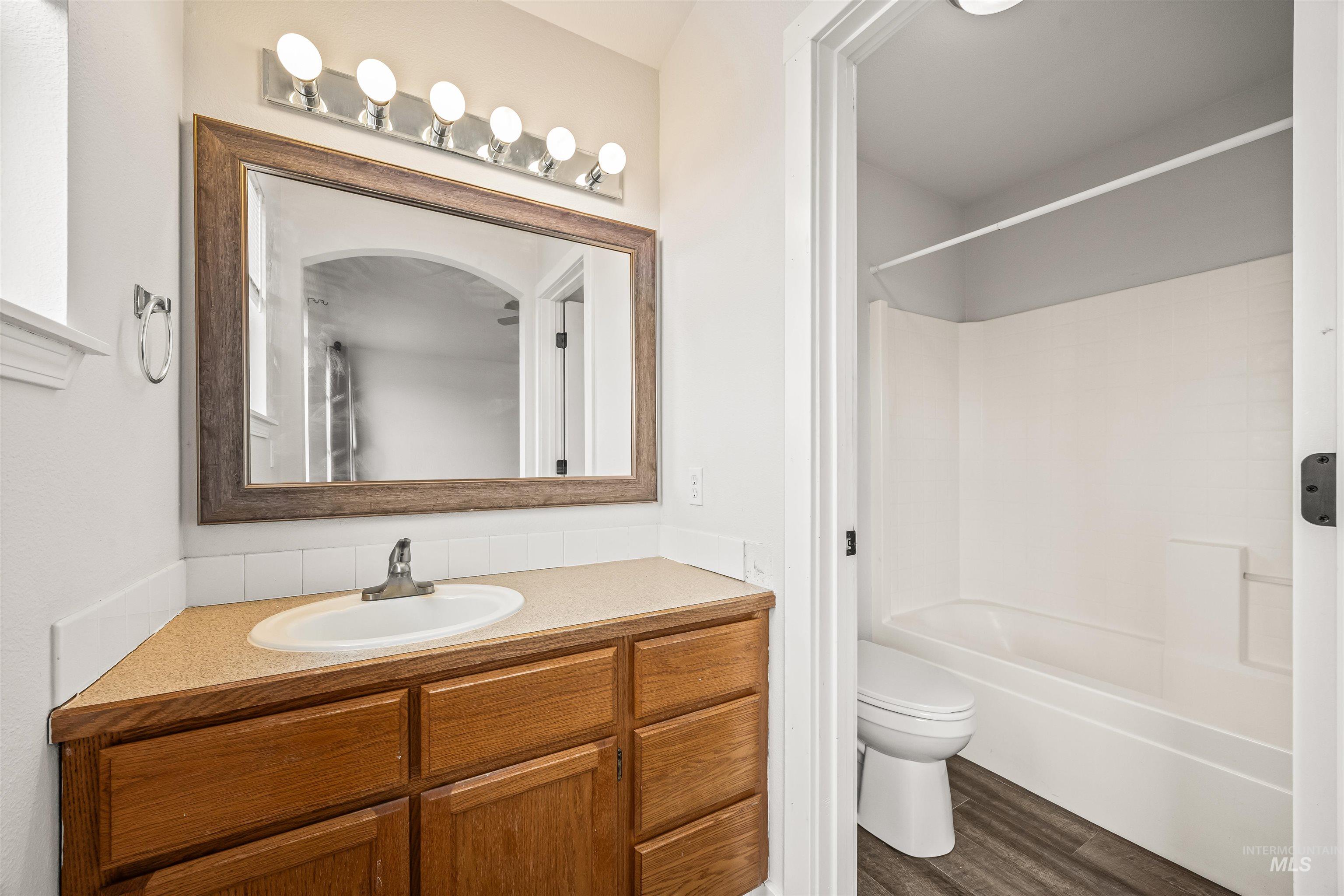 2103 E Kara Anne Ave, Nampa, Idaho 83686, 3 Bedrooms, 2 Bathrooms, Residential For Sale, Price $345,000, 98978932