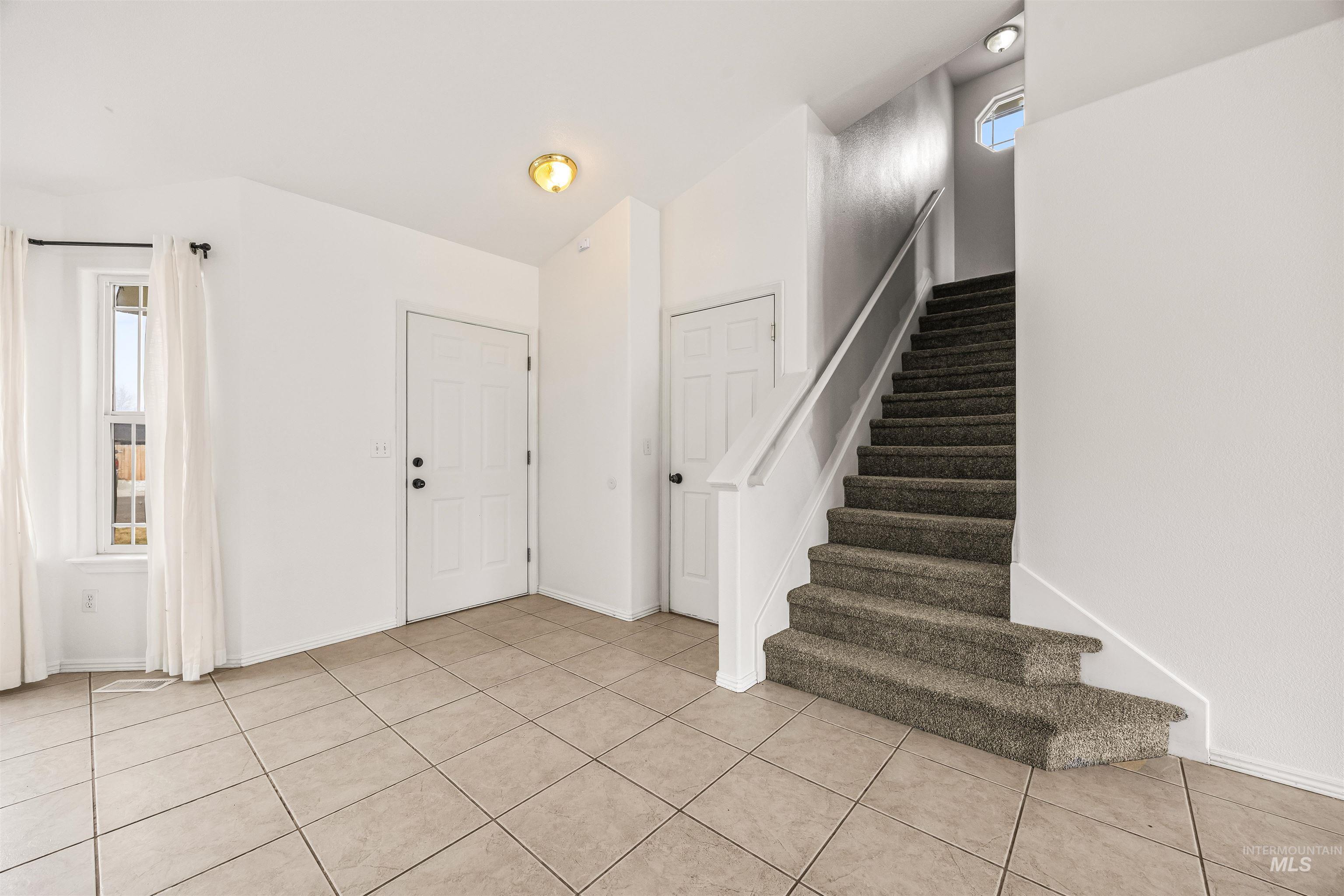 2103 E Kara Anne Ave, Nampa, Idaho 83686, 3 Bedrooms, 2 Bathrooms, Residential For Sale, Price $345,000, 98978932