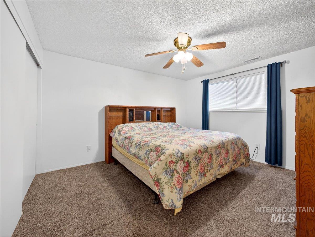 1405 N La Cresta Ave, Caldwell, Idaho 83605, 3 Bedrooms, 2 Bathrooms, Residential For Sale, Price $359,000, 98978933