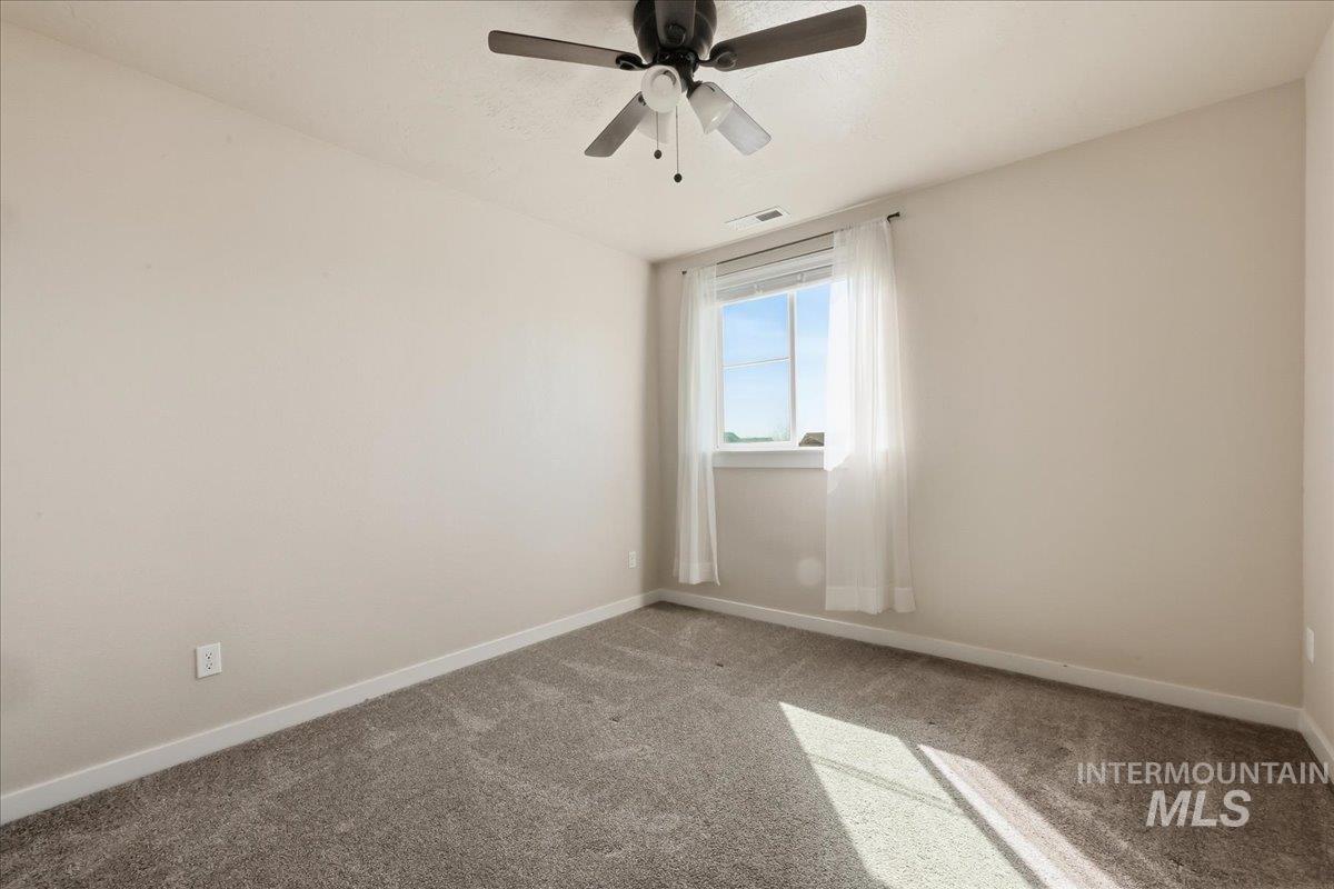 13314 Bloomfield Dr, Caldwell, Idaho 83607, 5 Bedrooms, 2.5 Bathrooms, Residential For Sale, Price $510,000, 98978934