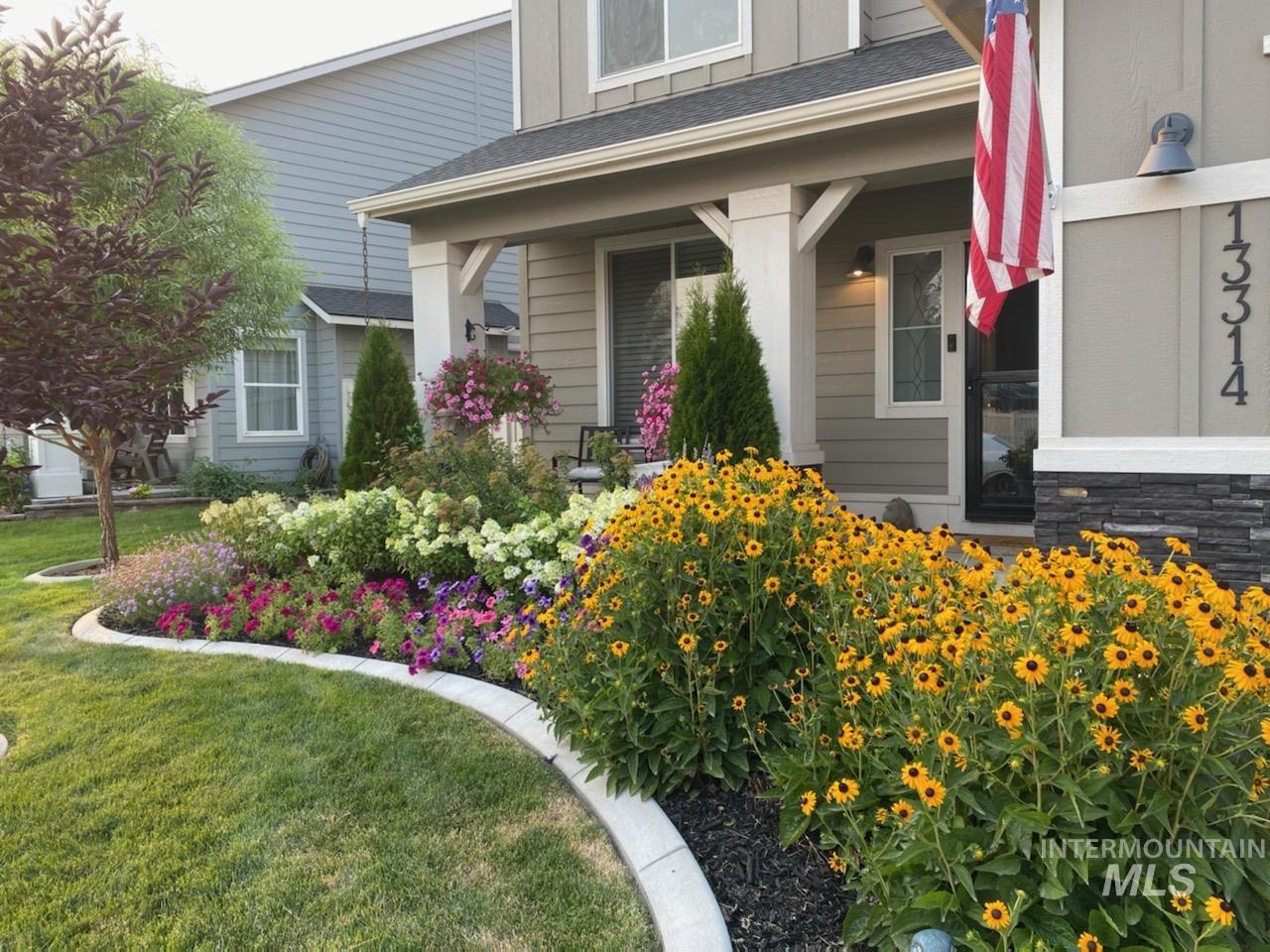 13314 Bloomfield Dr, Caldwell, Idaho 83607, 5 Bedrooms, 2.5 Bathrooms, Residential For Sale, Price $510,000, 98978934