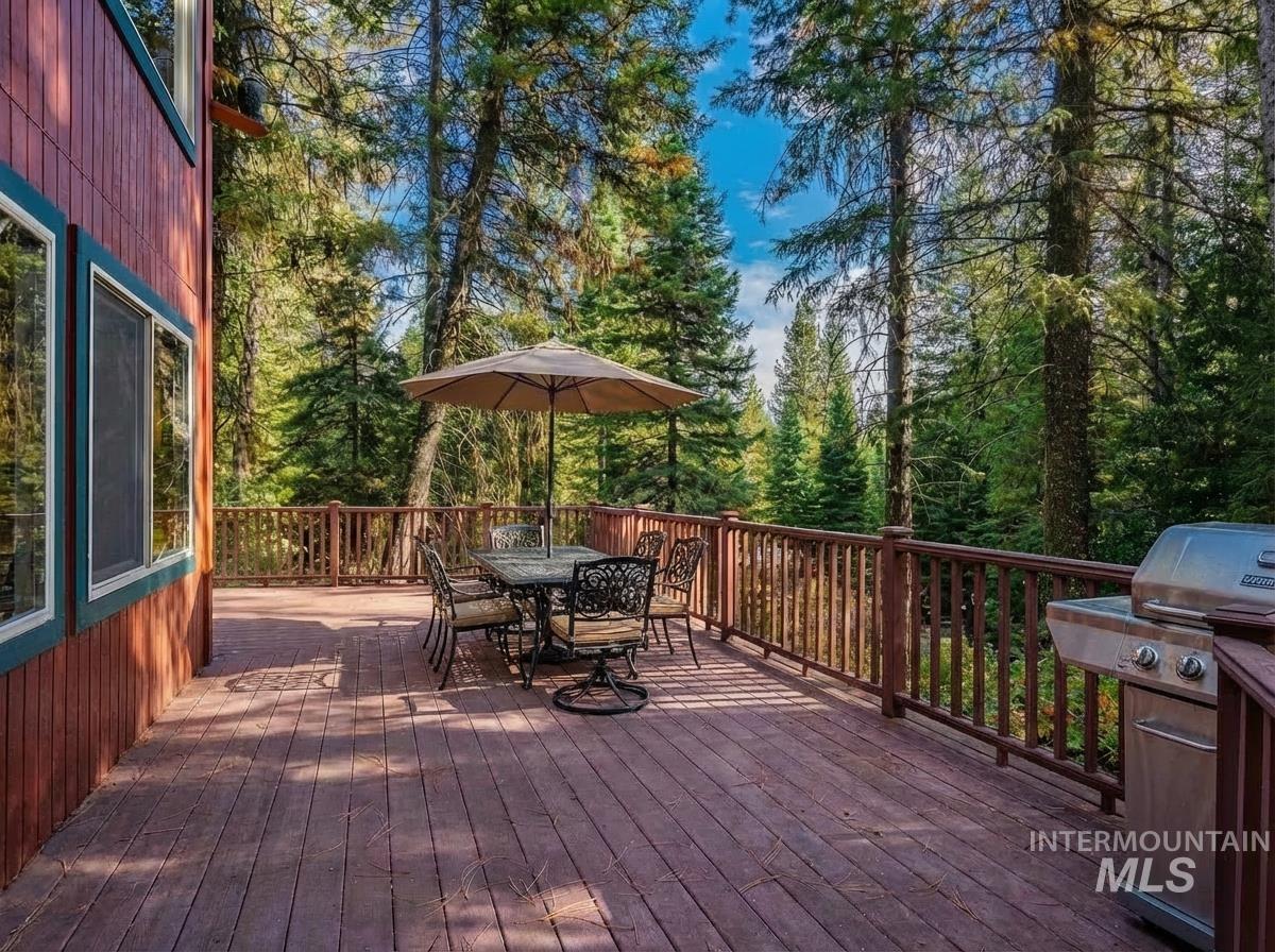 1409 Paul Bunyon Rd, McCall, Idaho 83638, 3 Bedrooms, 2 Bathrooms, Residential For Sale, Price $699,000, 98978935