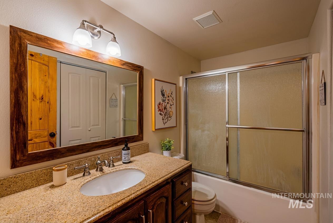 1409 Paul Bunyon Rd, McCall, Idaho 83638, 3 Bedrooms, 2 Bathrooms, Residential For Sale, Price $699,000, 98978935