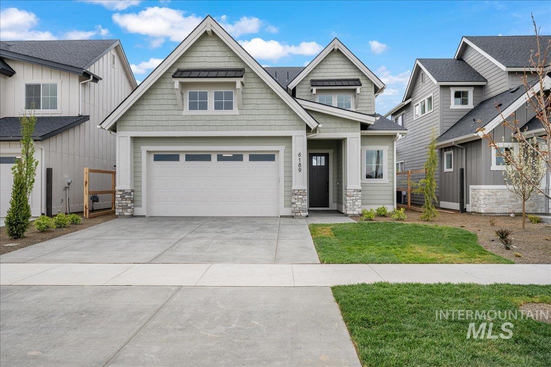 6189 S Tops Ave, Meridian, Idaho 83642, 4 Bedrooms, 2.5 Bathrooms, Residential For Sale, Price $664,900,MLS 98978937