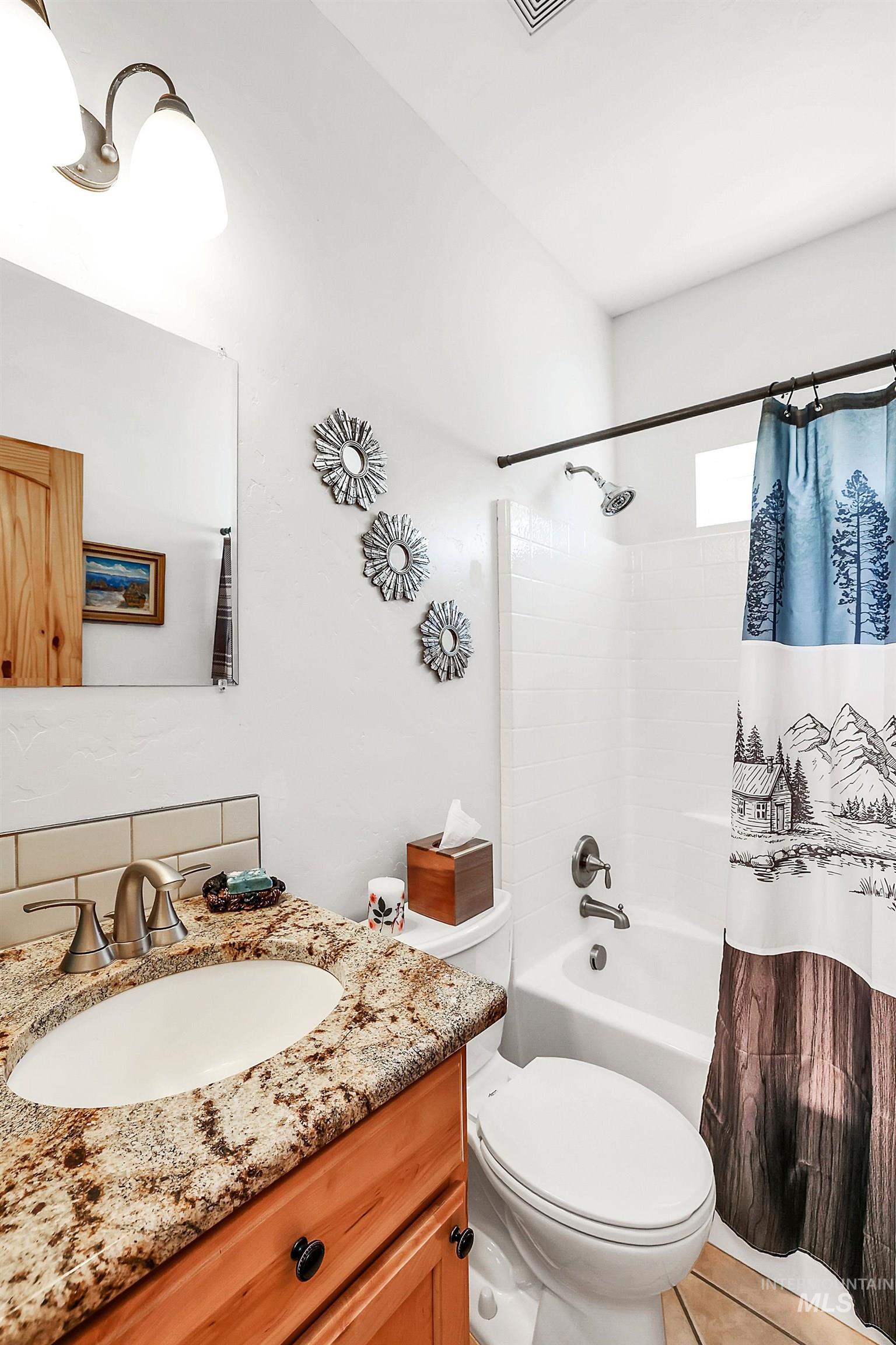 12954 Upland Rd, Donnelly, Idaho 83615, 3 Bedrooms, 2 Bathrooms, Residential For Sale, Price $649,900, 98978938