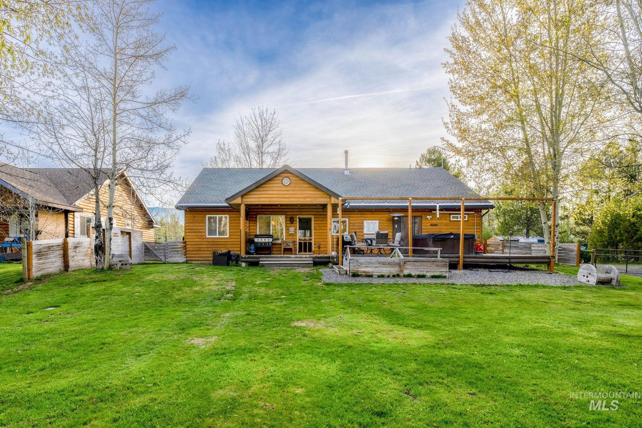 12954 Upland Rd, Donnelly, Idaho 83615, 3 Bedrooms, 2 Bathrooms, Residential For Sale, Price $649,900, 98978938