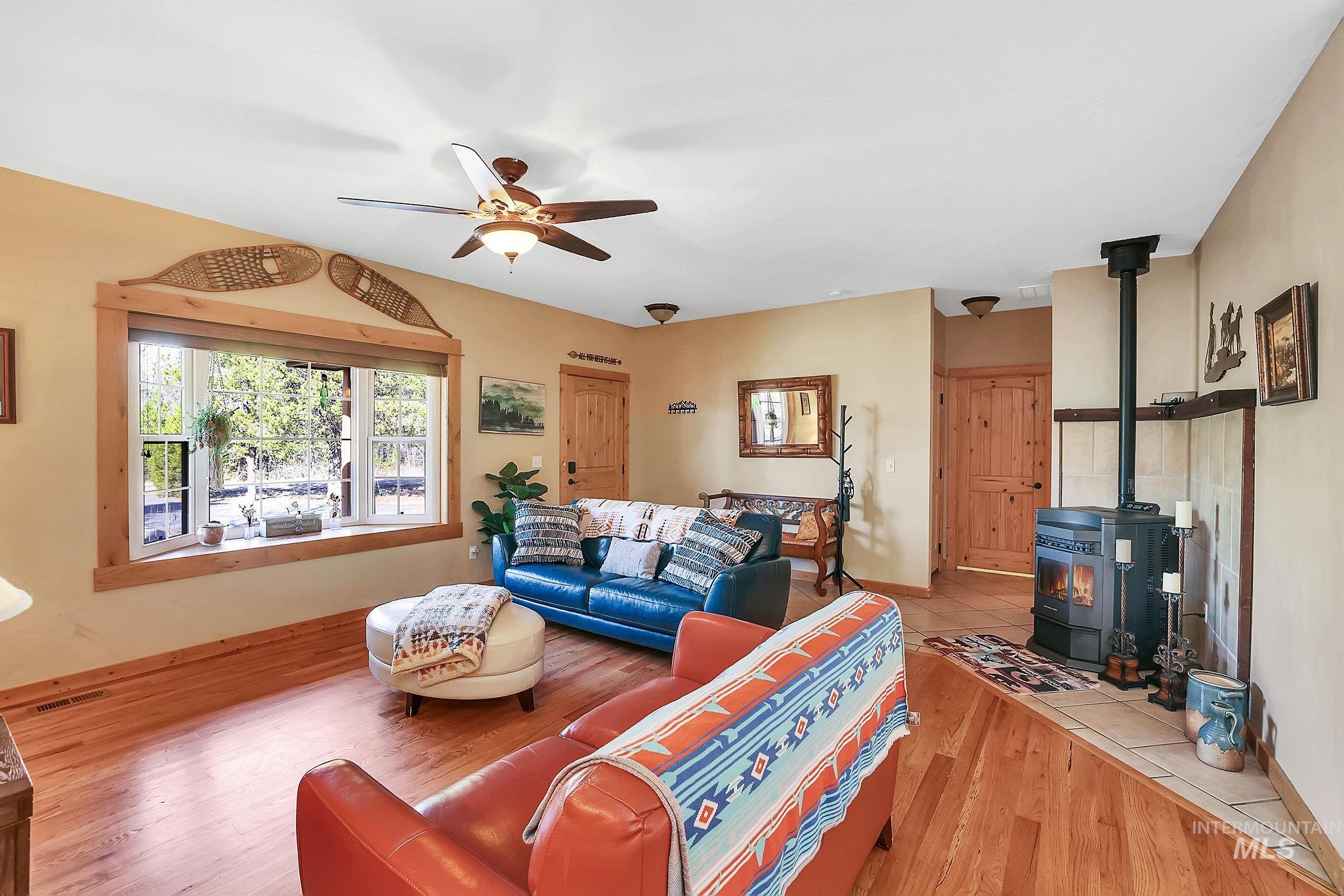 12954 Upland Rd, Donnelly, Idaho 83615, 3 Bedrooms, 2 Bathrooms, Residential For Sale, Price $649,900, 98978938