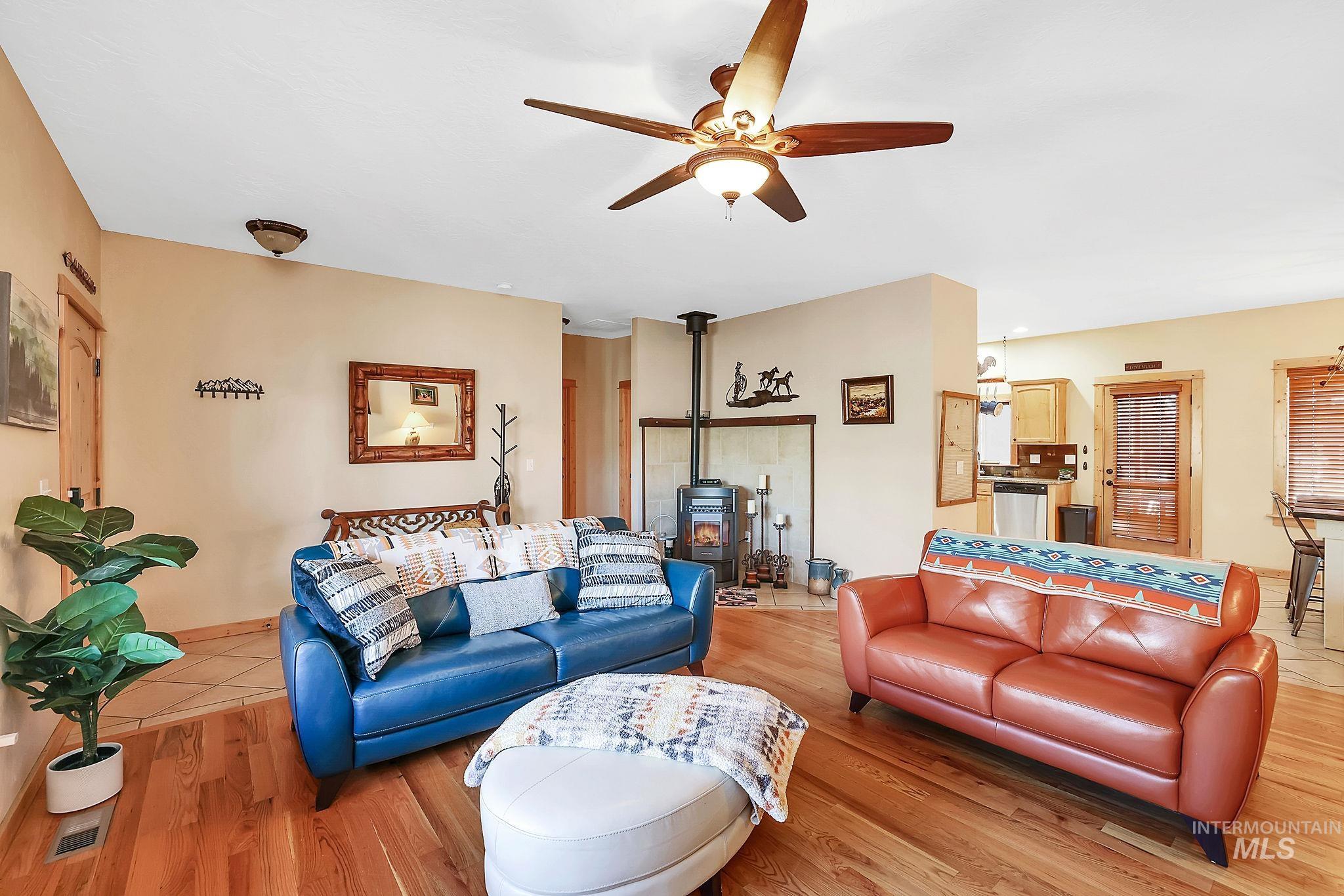 12954 Upland Rd, Donnelly, Idaho 83615, 3 Bedrooms, 2 Bathrooms, Residential For Sale, Price $649,900, 98978938