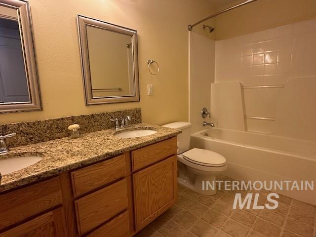 9013 W Cambridge Ct, Hammett, Idaho 83627, 4 Bedrooms, 3.5 Bathrooms, Residential For Sale, Price $794,900, 98978939