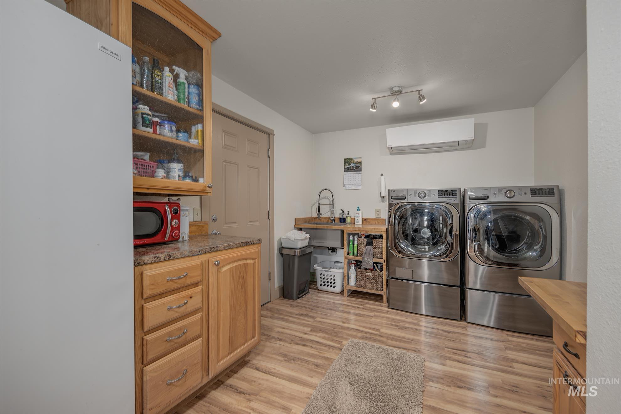 4073 Lincoln Dr, Ontario, Idaho 97914, 3 Bedrooms, 2 Bathrooms, Residential For Sale, Price $697,500, 98978940