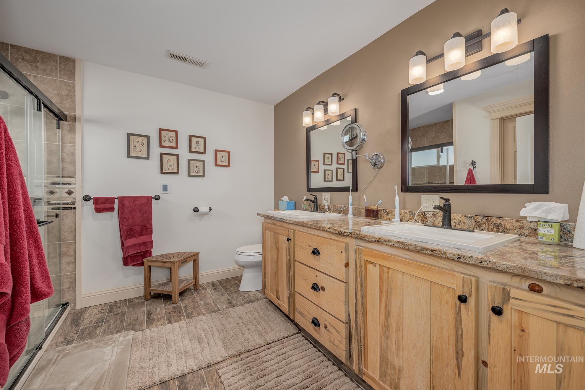 4073 Lincoln Dr, Ontario, Idaho 97914, 3 Bedrooms, 2 Bathrooms, Residential For Sale, Price $697,500, 98978940