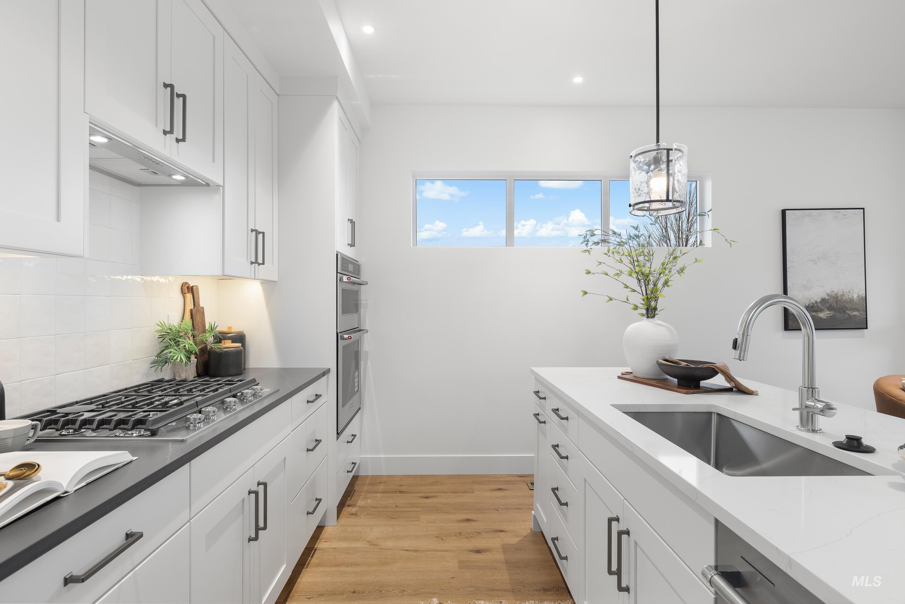 3071 N Lapis Ave, Meridian, Idaho 83646, 3 Bedrooms, 2 Bathrooms, Residential For Sale, Price $565,000,MLS 98978942