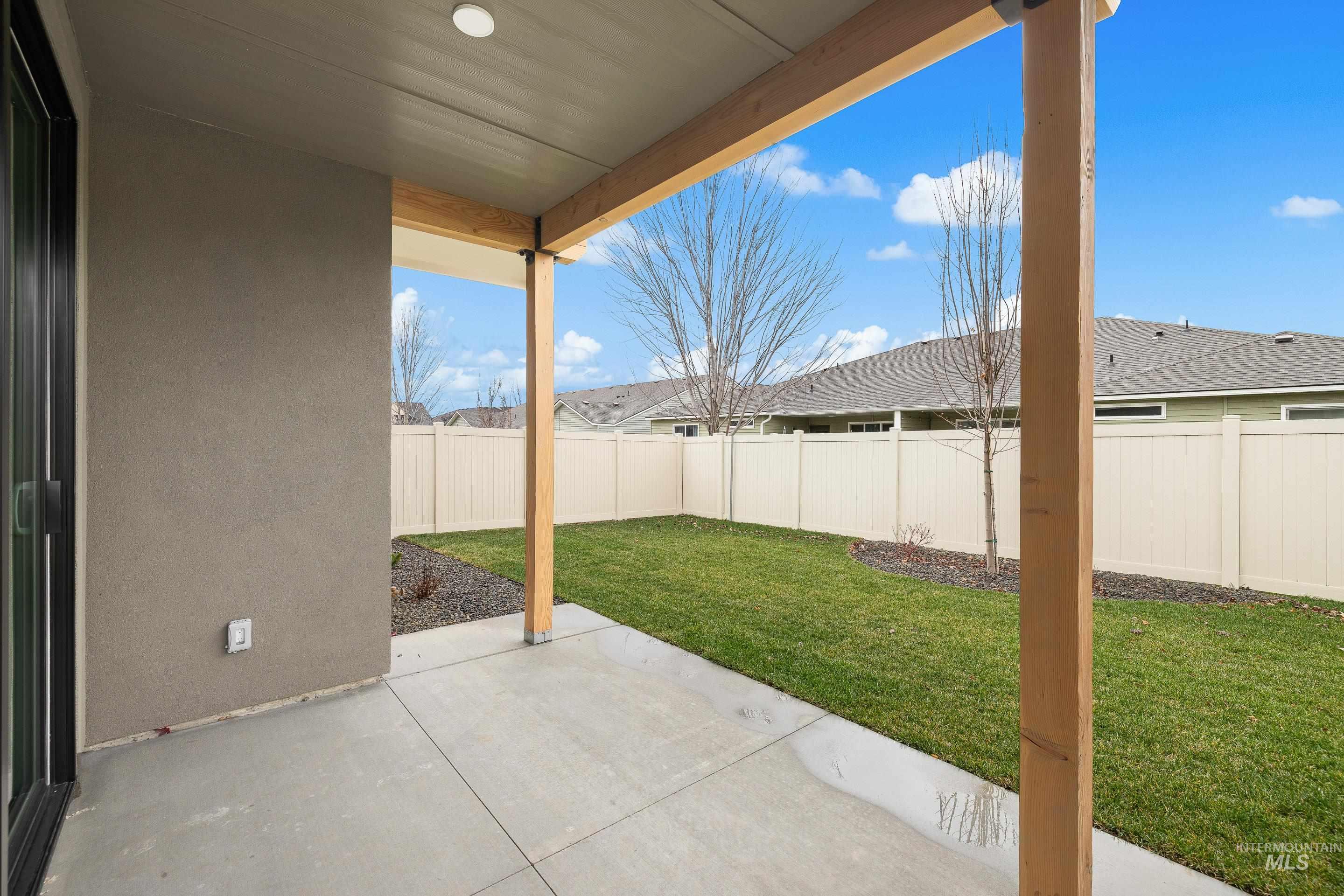 3071 N Lapis Ave, Meridian, Idaho 83646, 3 Bedrooms, 2 Bathrooms, Residential For Sale, Price $565,000,MLS 98978942