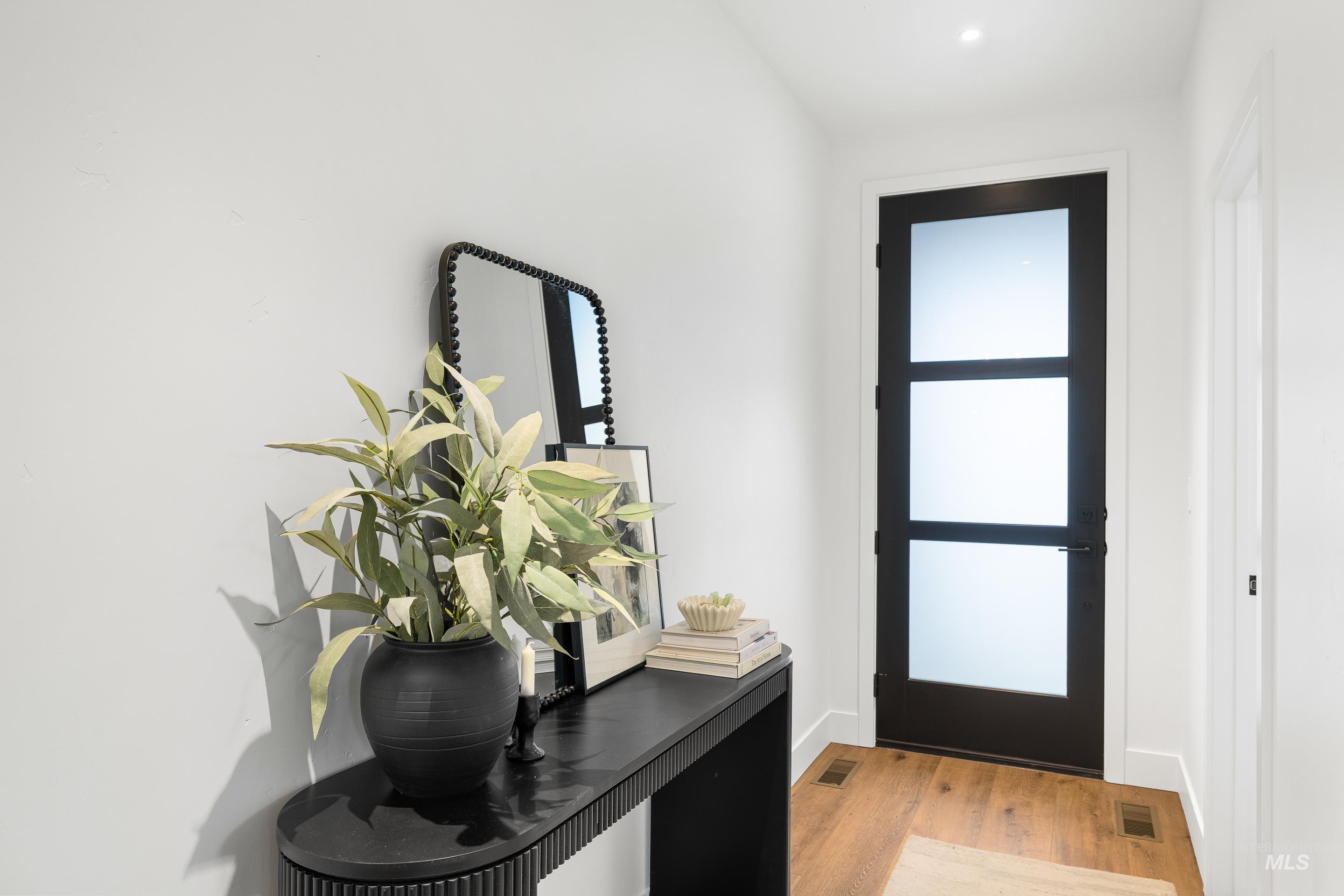 3057 N Lapis Ave, Meridian, Idaho 83646, 3 Bedrooms, 2 Bathrooms, Residential For Sale, Price $565,000,MLS 98978943