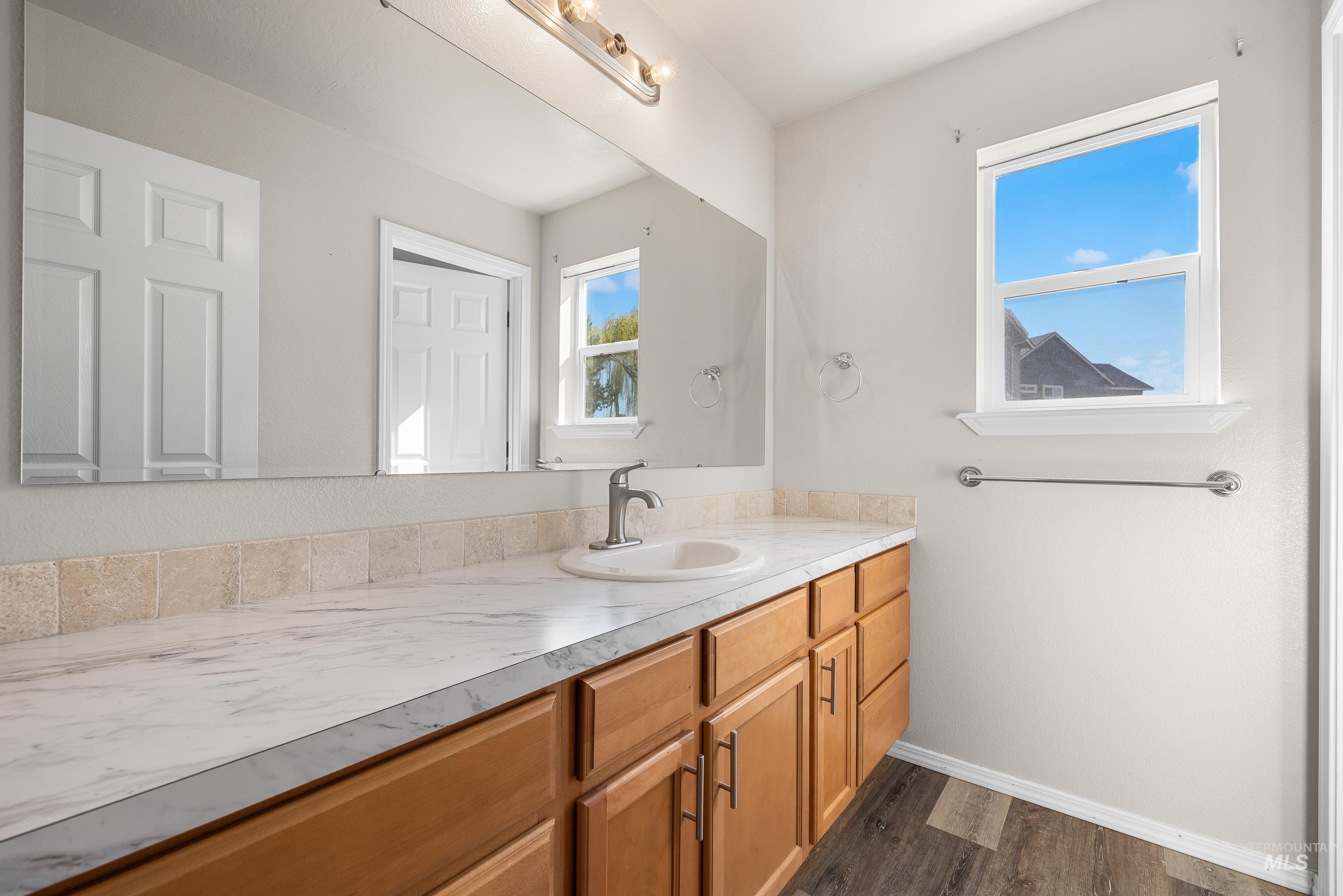 2718 Cyan Avenue, Caldwell, Idaho 83605, 4 Bedrooms, 2 Bathrooms, Residential For Sale, Price $414,900,MLS 98978948