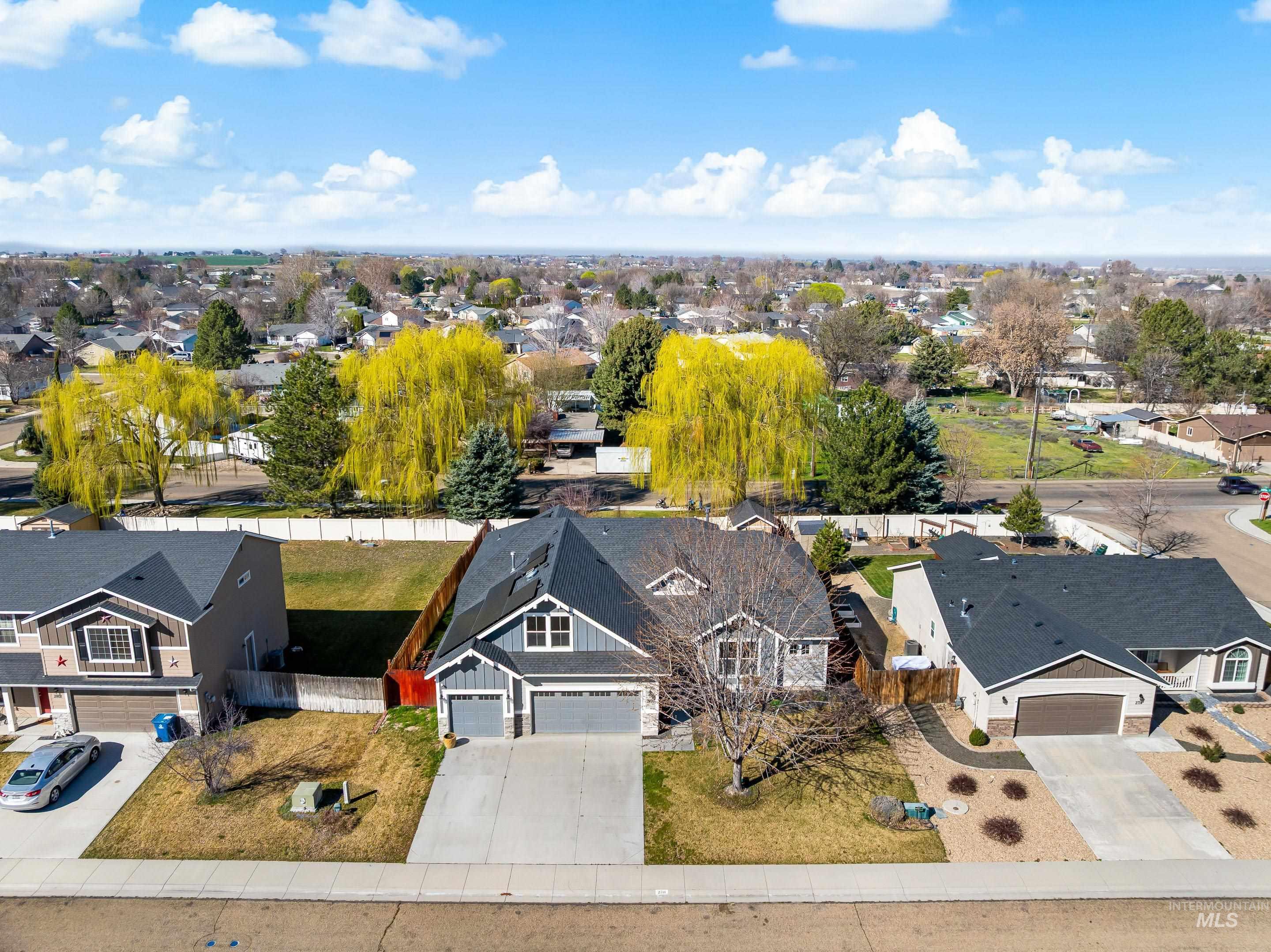 2718 Cyan Avenue, Caldwell, Idaho 83605, 4 Bedrooms, 2 Bathrooms, Residential For Sale, Price $414,900,MLS 98978948