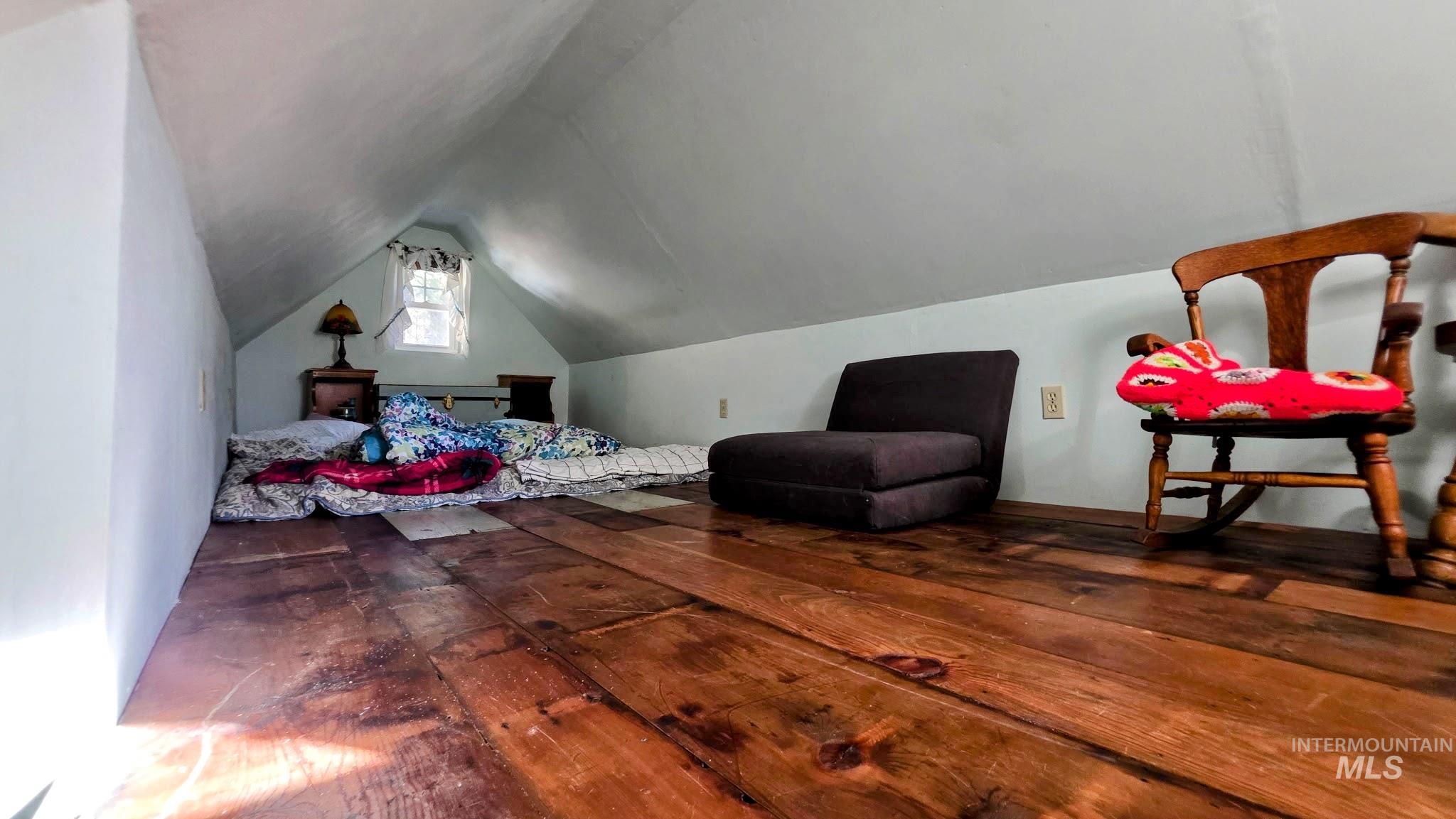 26 Yellow Pine, Boise, Idaho 83716, 1 Bedroom, 1 Bathroom, Residential For Sale, Price $400,000,MLS 98978949