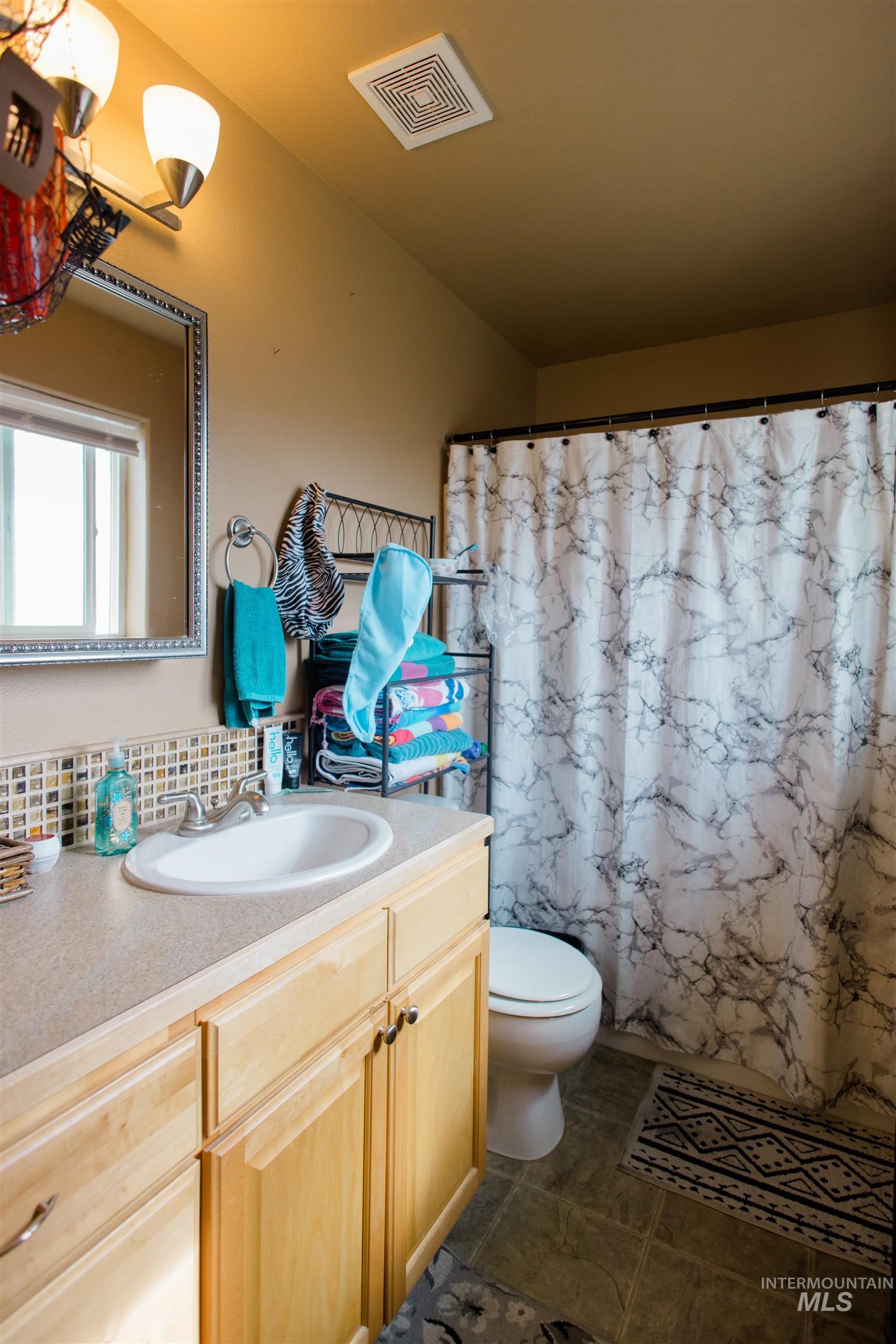 151 NE Malad Ct., Mountain Home, Idaho 83647, 3 Bedrooms, 2 Bathrooms, Residential For Sale, Price $376,000,MLS 98978951