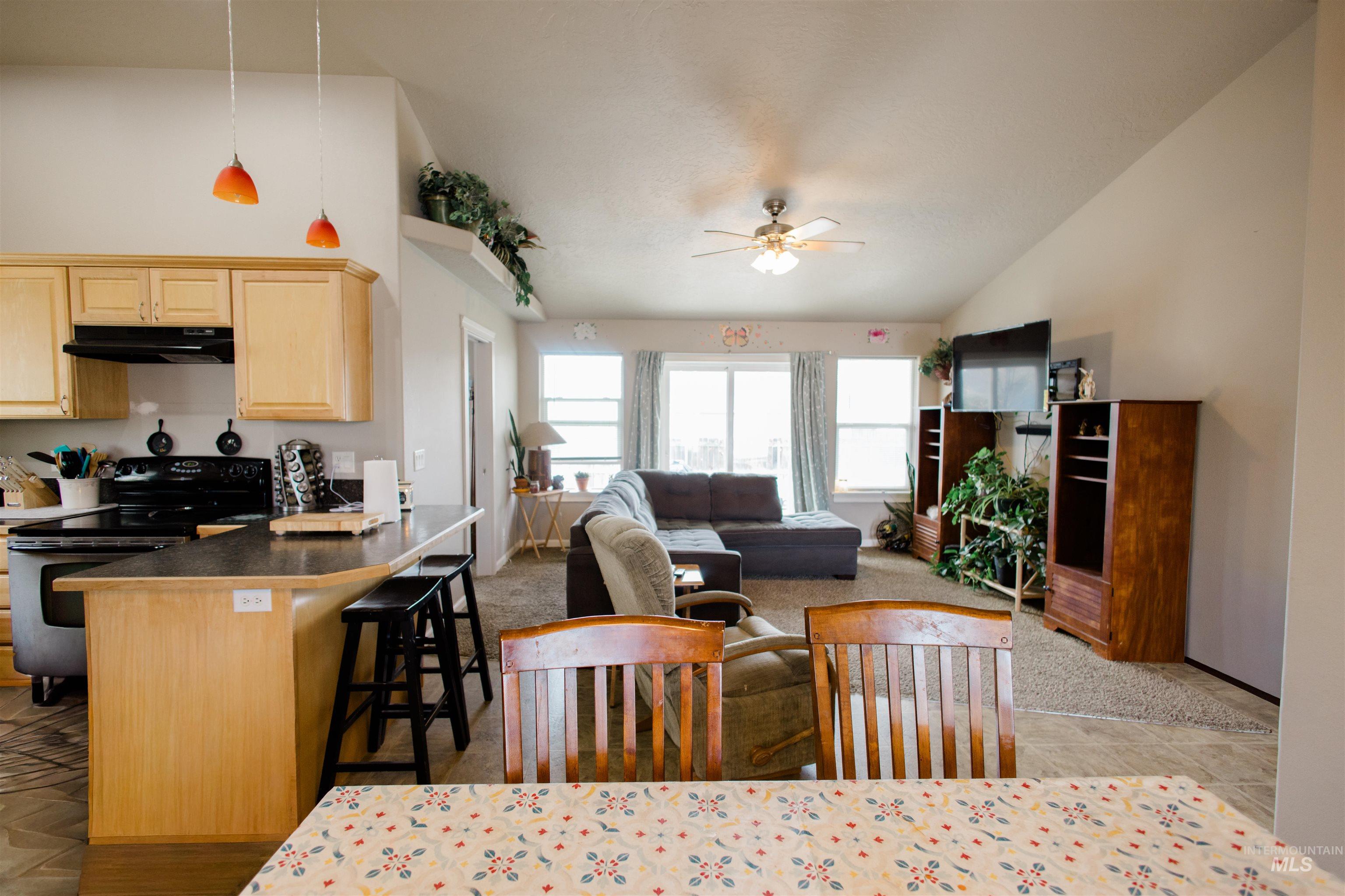 151 NE Malad Ct., Mountain Home, Idaho 83647, 3 Bedrooms, 2 Bathrooms, Residential For Sale, Price $376,000,MLS 98978951