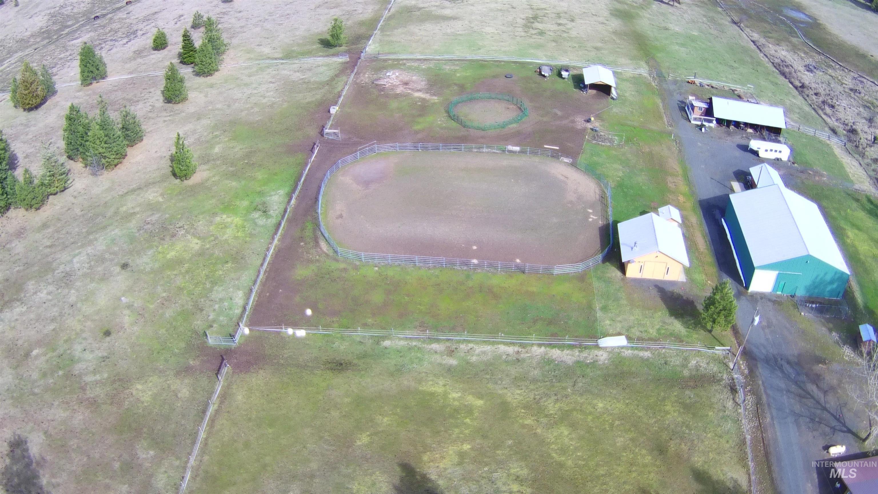 10749 Upper Fords Creek, Orofino, Idaho 83544, 3 Bedrooms, 2 Bathrooms, Residential For Sale, Price $759,000,MLS 98978953