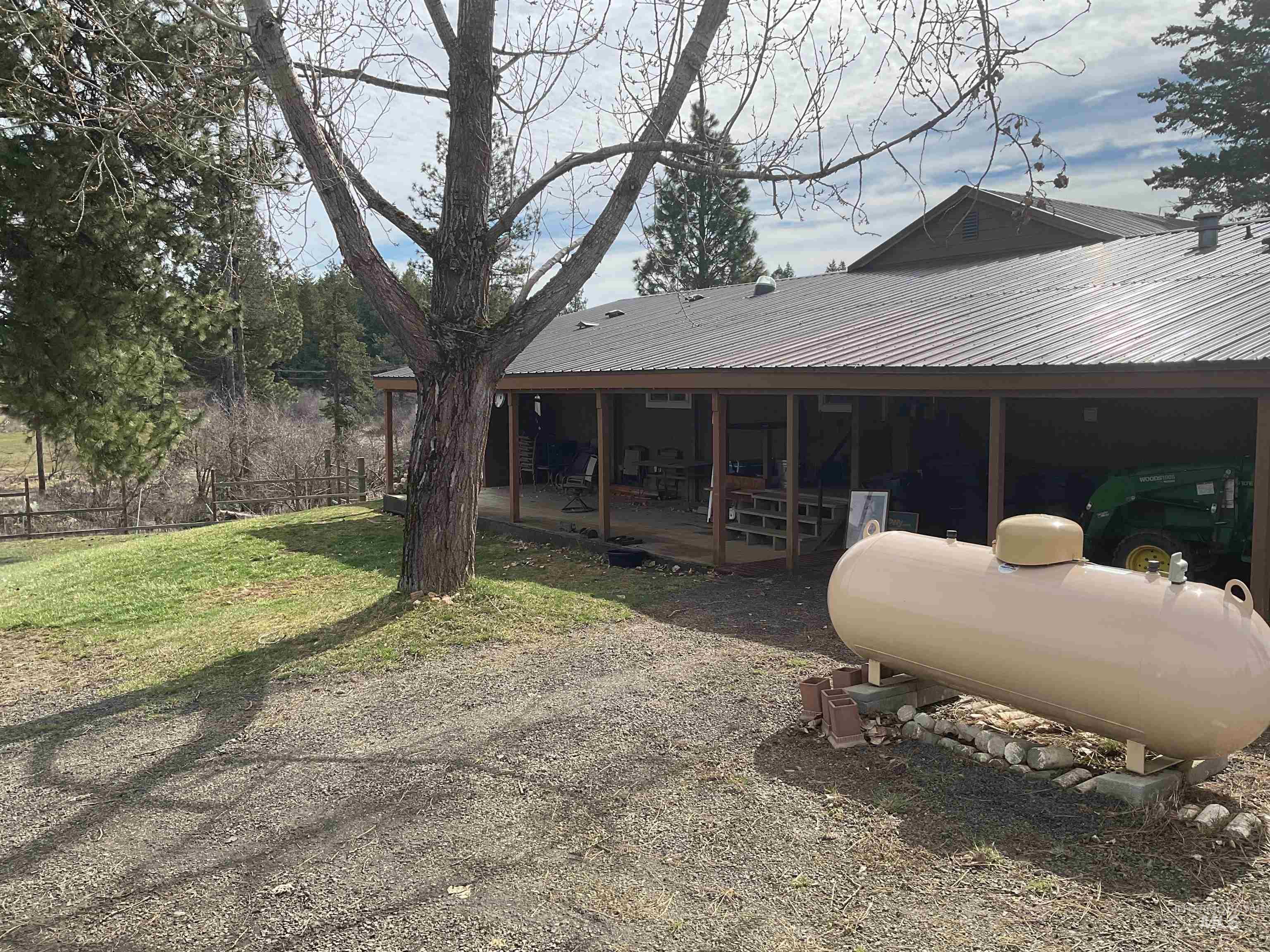 10749 Upper Fords Creek, Orofino, Idaho 83544, 3 Bedrooms, 2 Bathrooms, Residential For Sale, Price $759,000,MLS 98978953