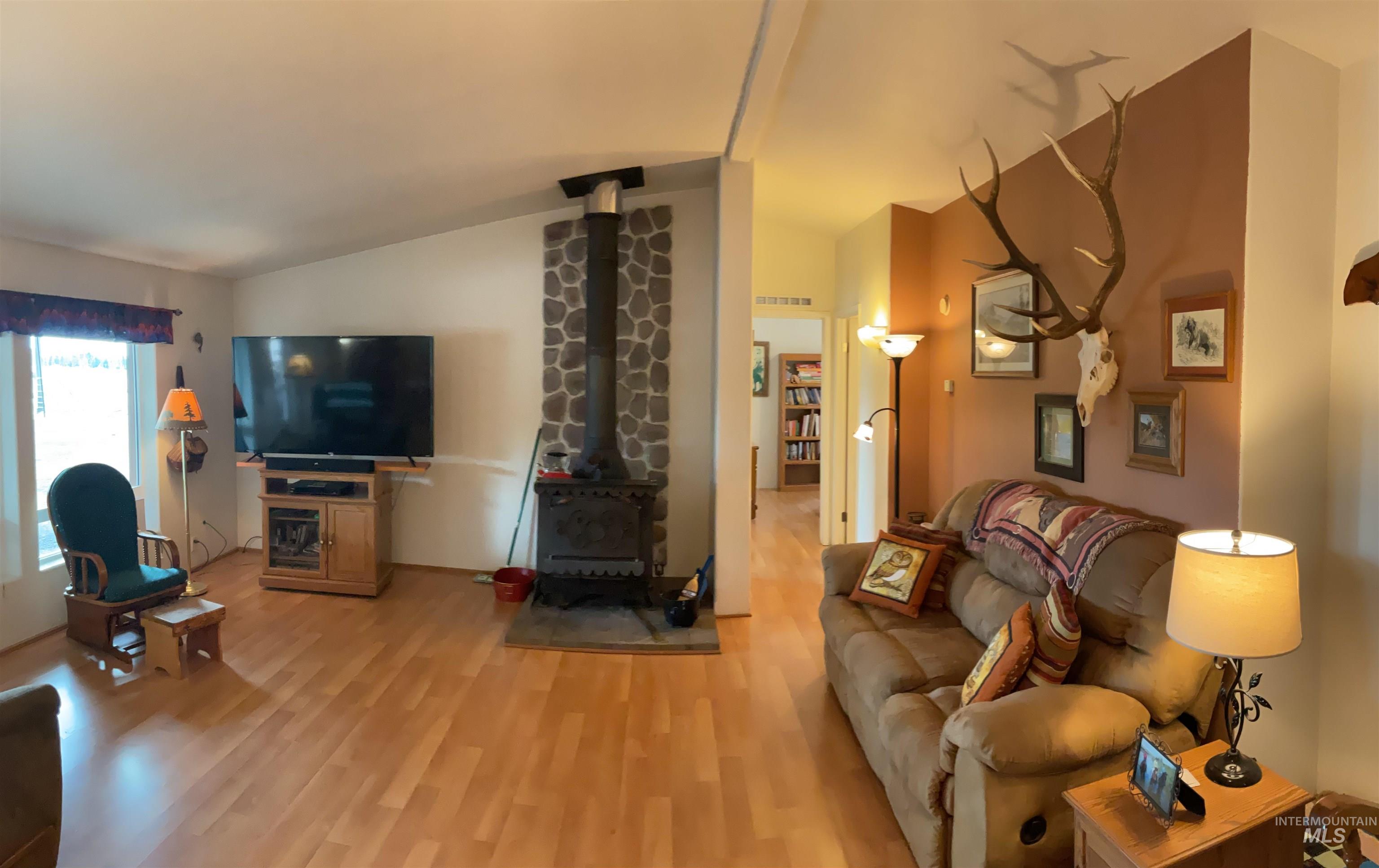 10749 Upper Fords Creek, Orofino, Idaho 83544, 3 Bedrooms, 2 Bathrooms, Residential For Sale, Price $739,000, 98978953
