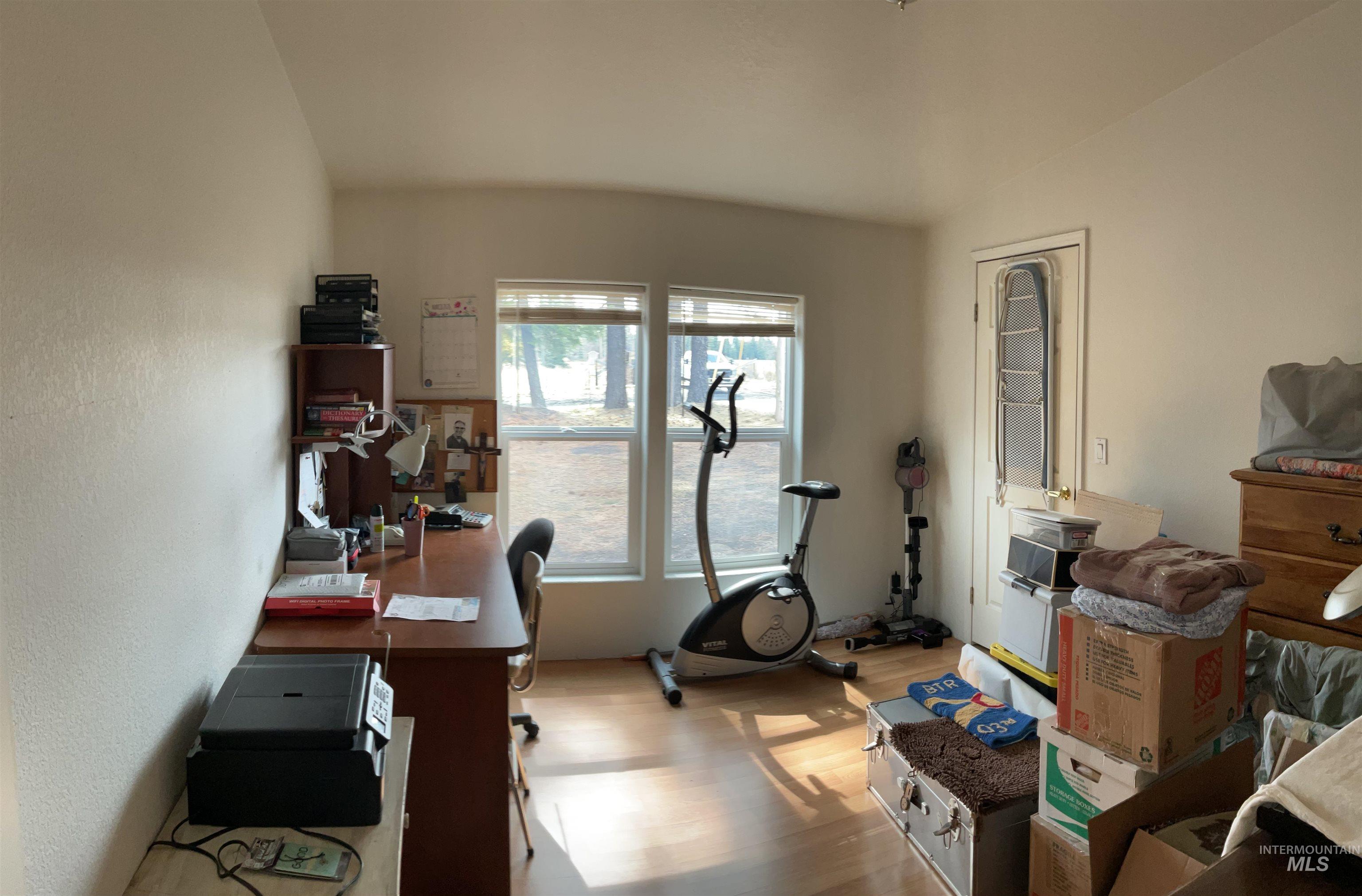 10749 Upper Fords Creek, Orofino, Idaho 83544, 3 Bedrooms, 2 Bathrooms, Residential For Sale, Price $759,000,MLS 98978953