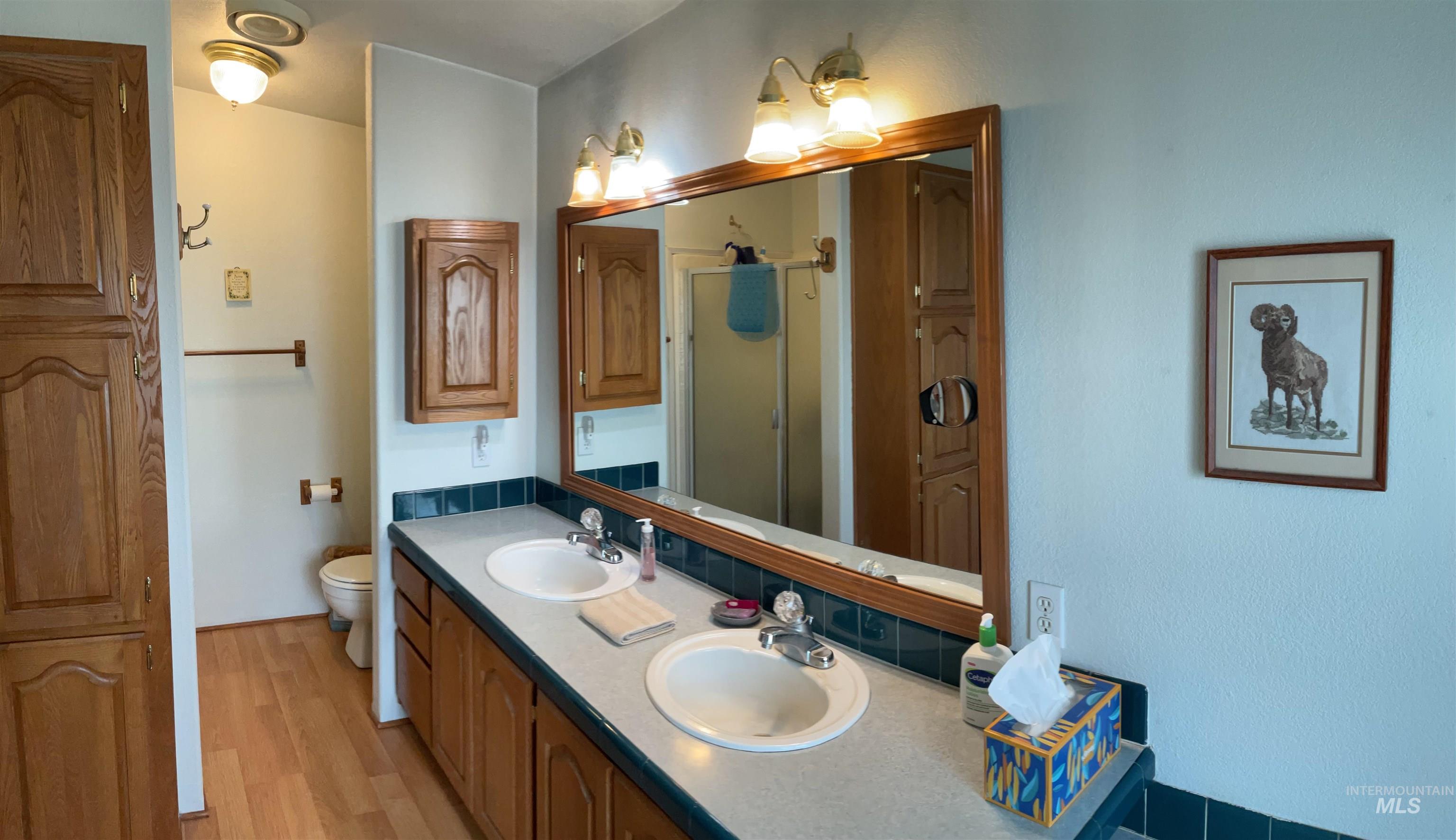 10749 Upper Fords Creek, Orofino, Idaho 83544, 3 Bedrooms, 2 Bathrooms, Residential For Sale, Price $739,000, 98978953