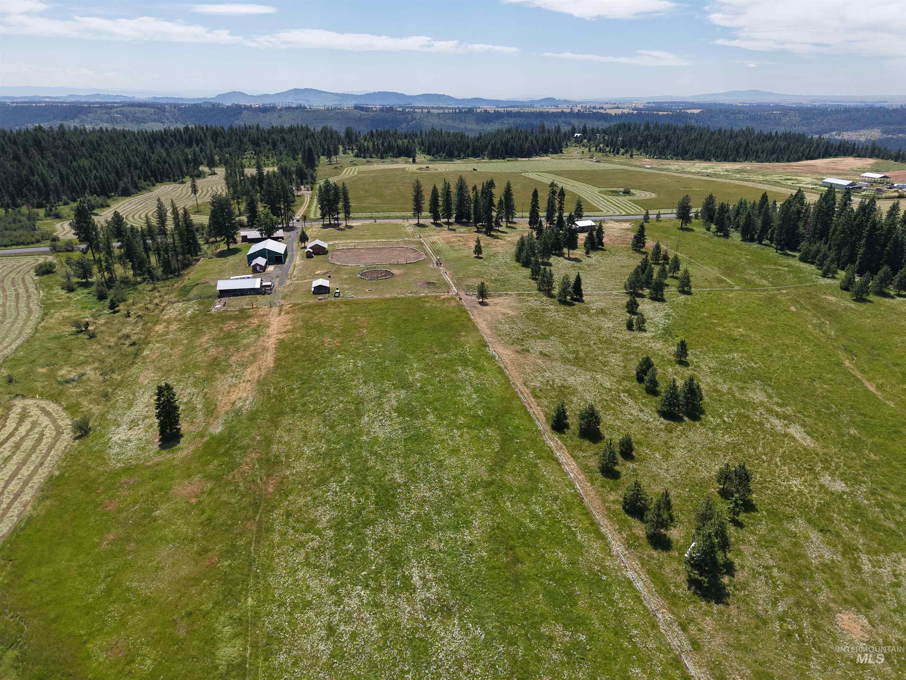 10749 Upper Fords Creek, Orofino, Idaho 83544, 3 Bedrooms, 2 Bathrooms, Residential For Sale, Price $739,000, 98978953