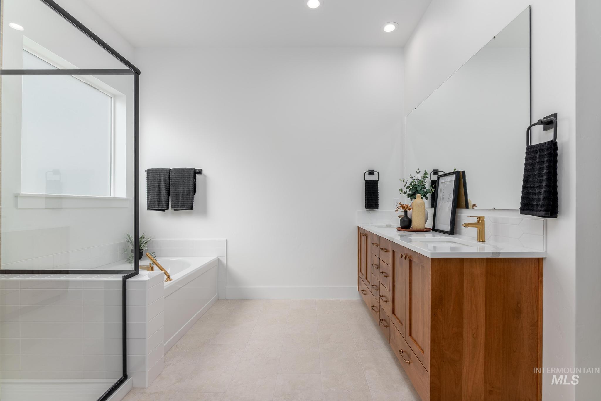 8569 S Silver Smog Way, Meridian, Idaho 83642, 3 Bedrooms, 2.5 Bathrooms, Residential For Sale, Price $624,000,MLS 98978955