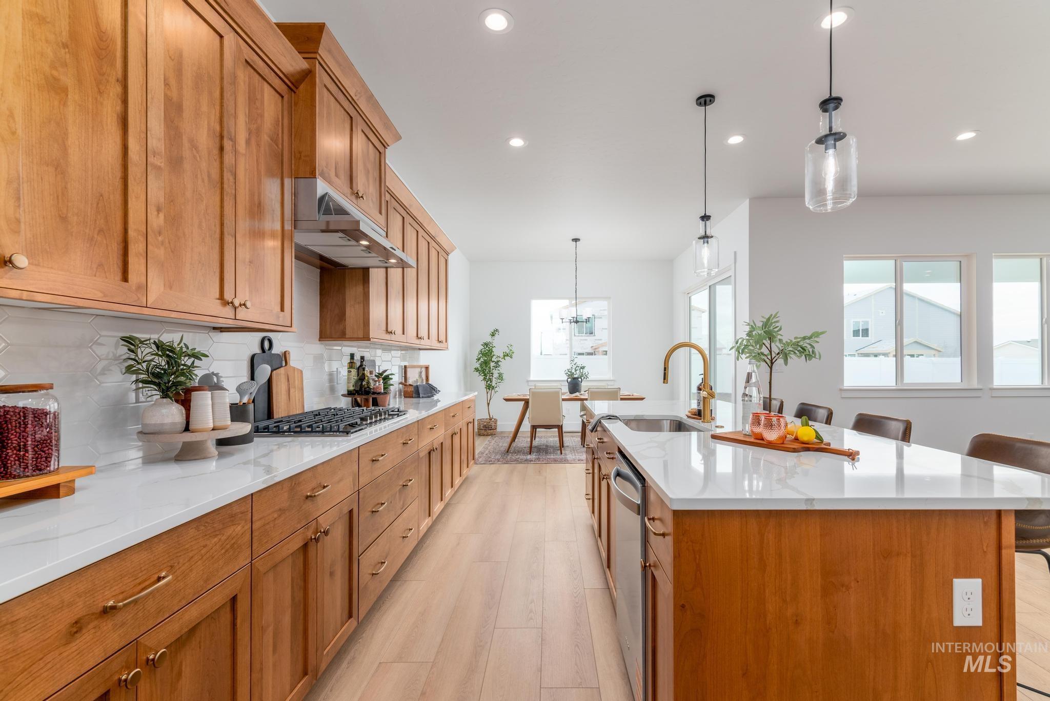 8569 S Silver Smog Way, Meridian, Idaho 83642, 3 Bedrooms, 2.5 Bathrooms, Residential For Sale, Price $624,000,MLS 98978955