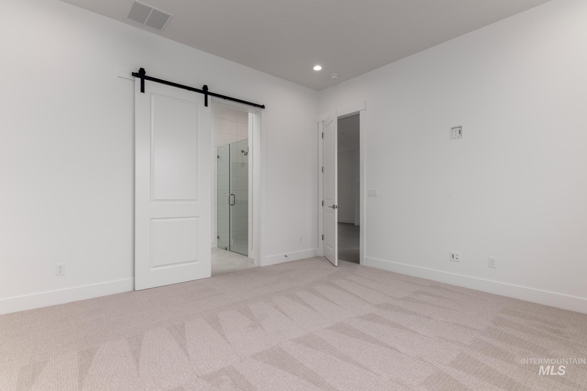 8519 W Chamblee St, Star, Idaho 83669, 2 Bedrooms, 2 Bathrooms, Residential For Sale, Price $559,000,MLS 98978956