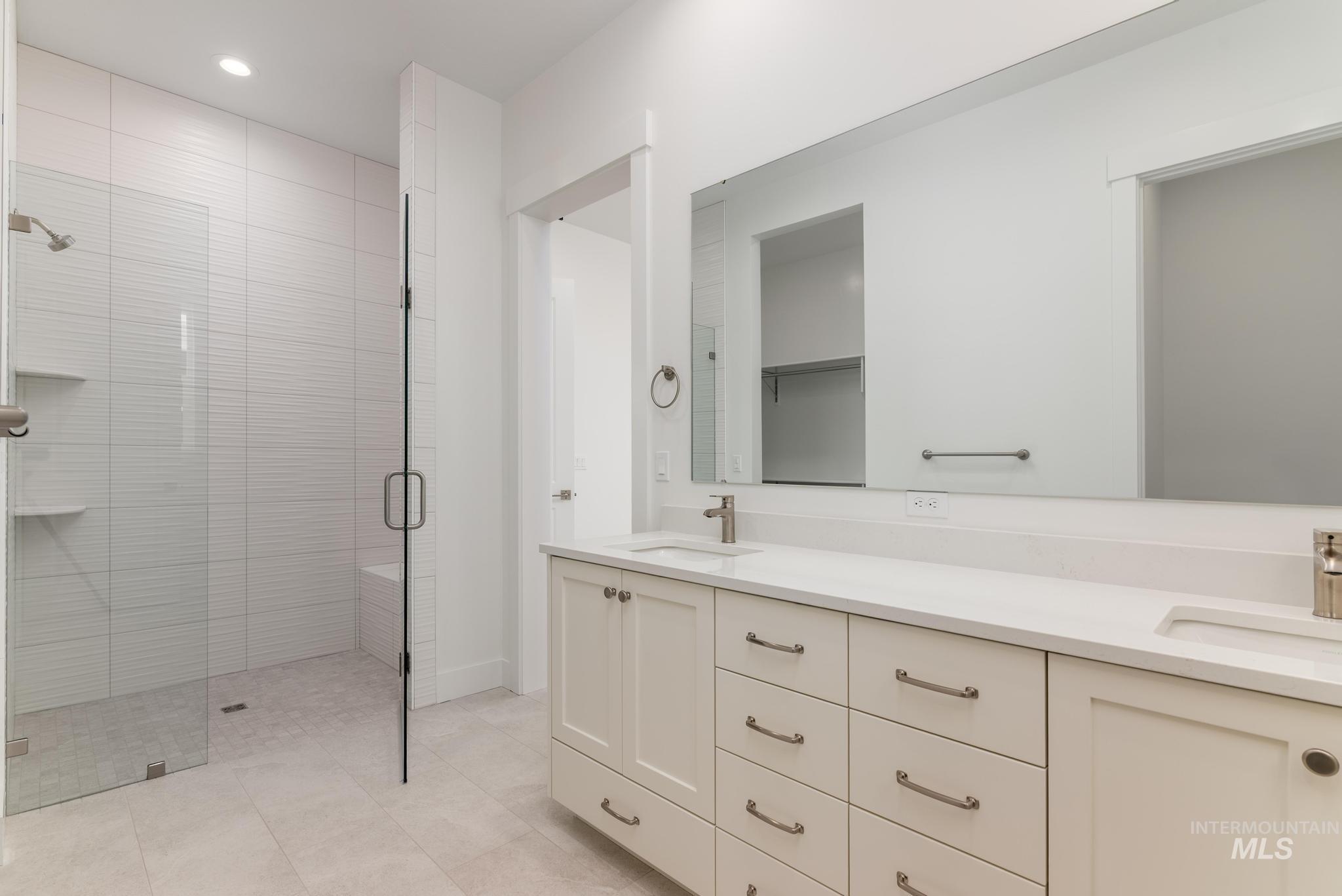 8519 W Chamblee St, Star, Idaho 83669, 2 Bedrooms, 2 Bathrooms, Residential For Sale, Price $559,000,MLS 98978956