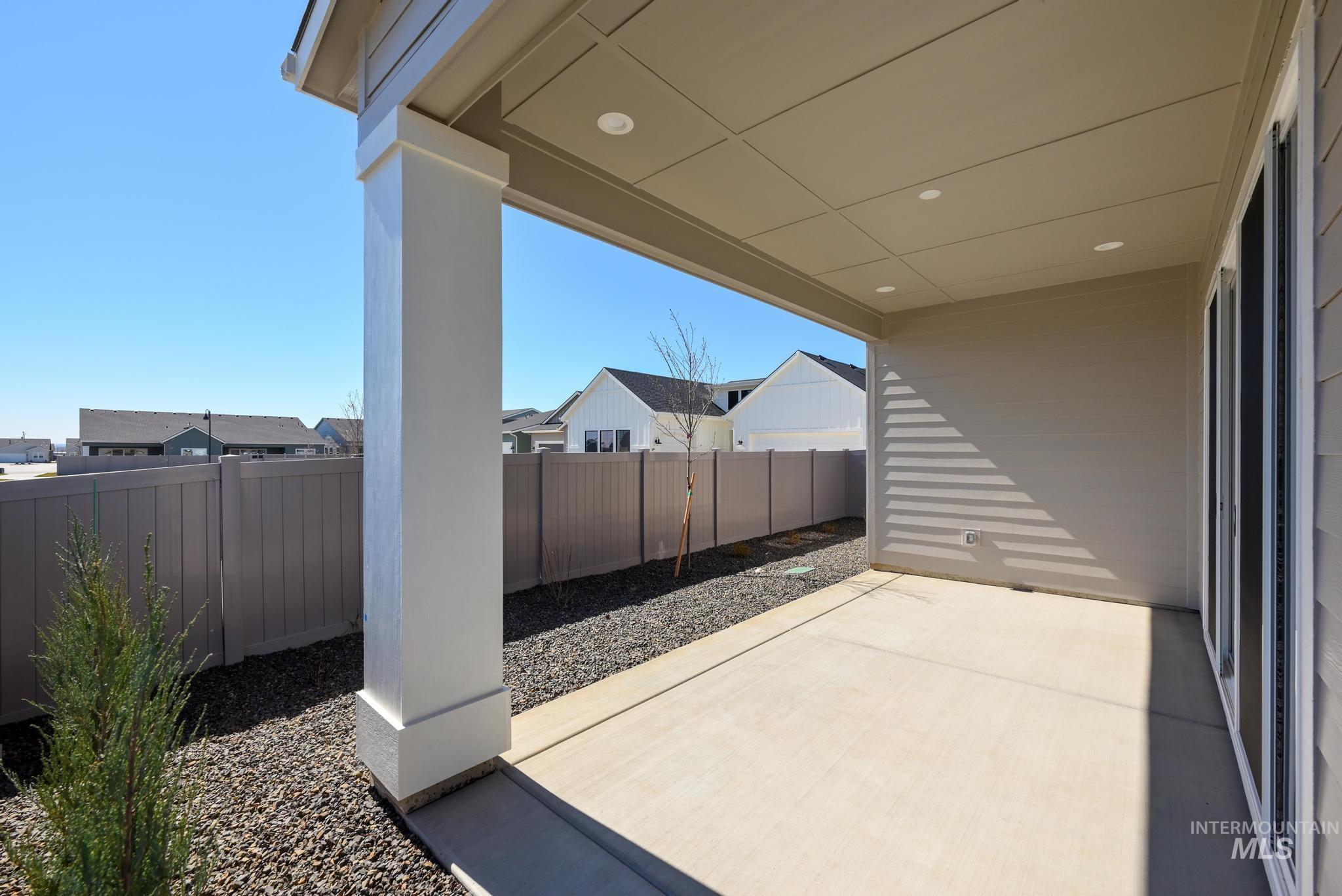 8519 W Chamblee St, Star, Idaho 83669, 2 Bedrooms, 2 Bathrooms, Residential For Sale, Price $559,000,MLS 98978956