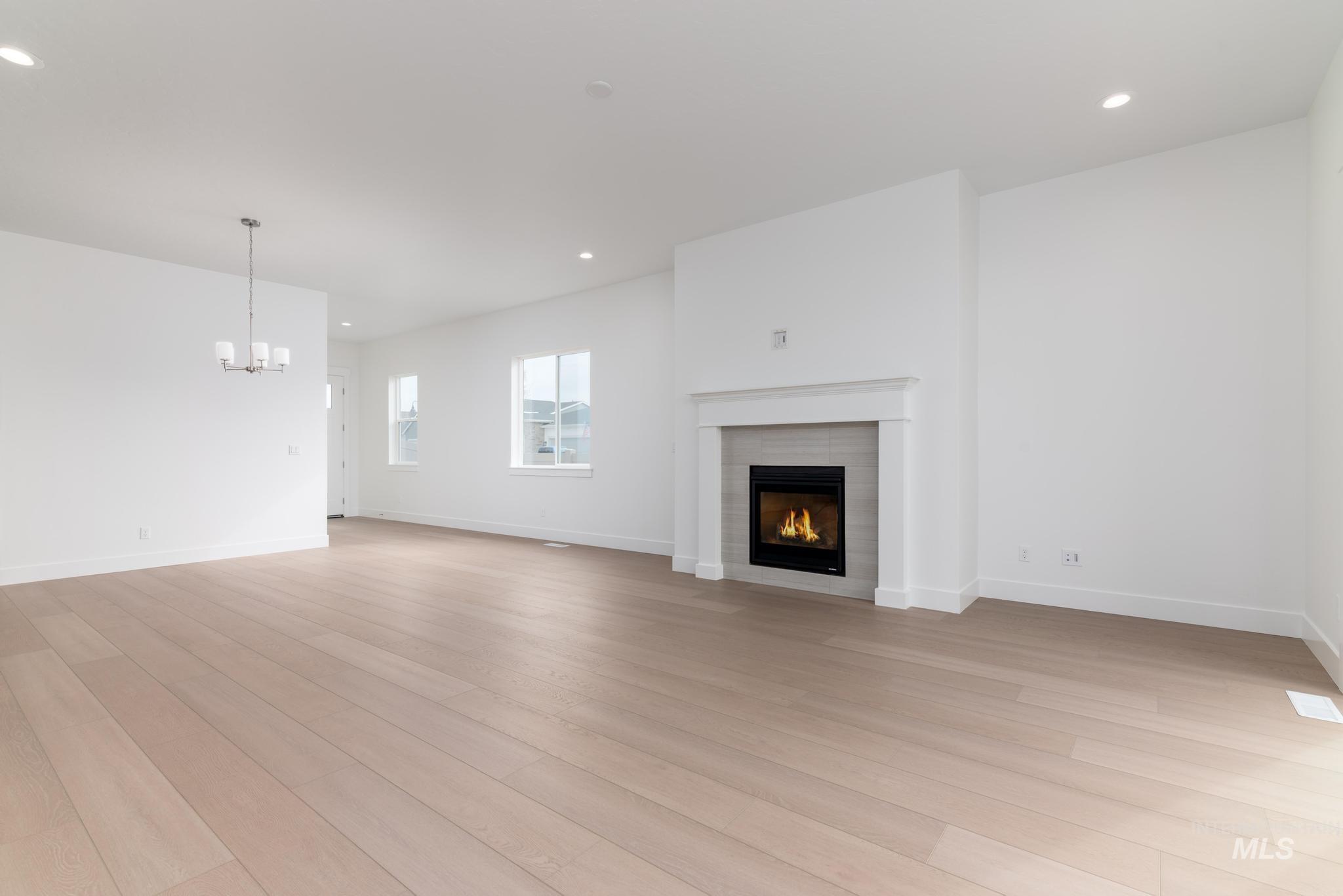 8519 W Chamblee St, Star, Idaho 83669, 2 Bedrooms, 2 Bathrooms, Residential For Sale, Price $559,000,MLS 98978956