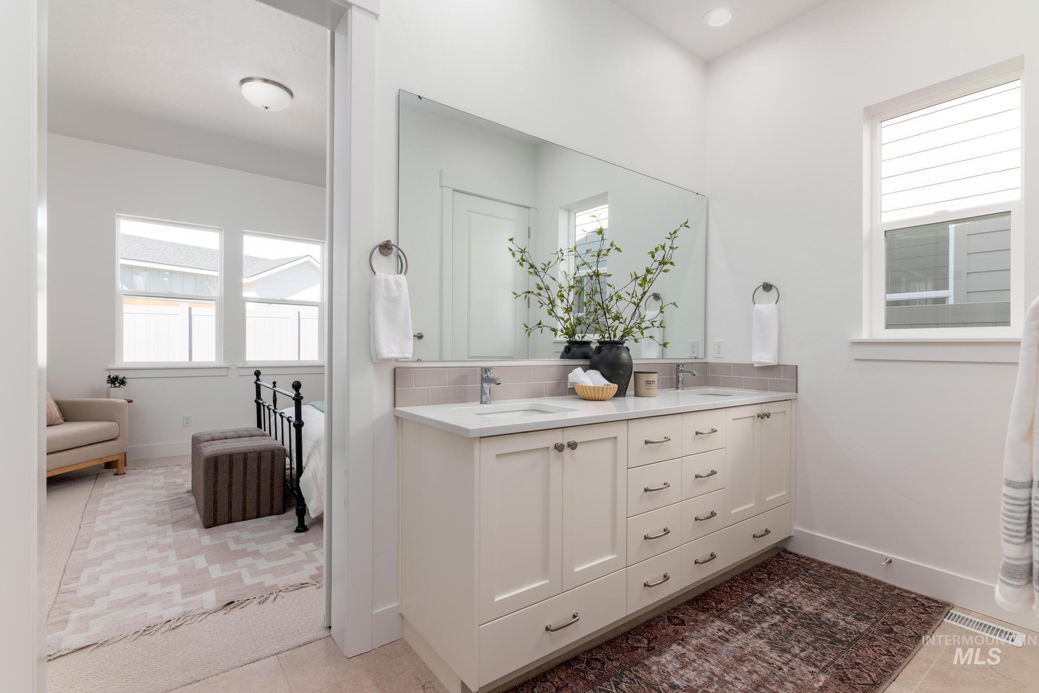 8519 W Chamblee St, Star, Idaho 83669, 2 Bedrooms, 2 Bathrooms, Residential For Sale, Price $559,000,MLS 98978956