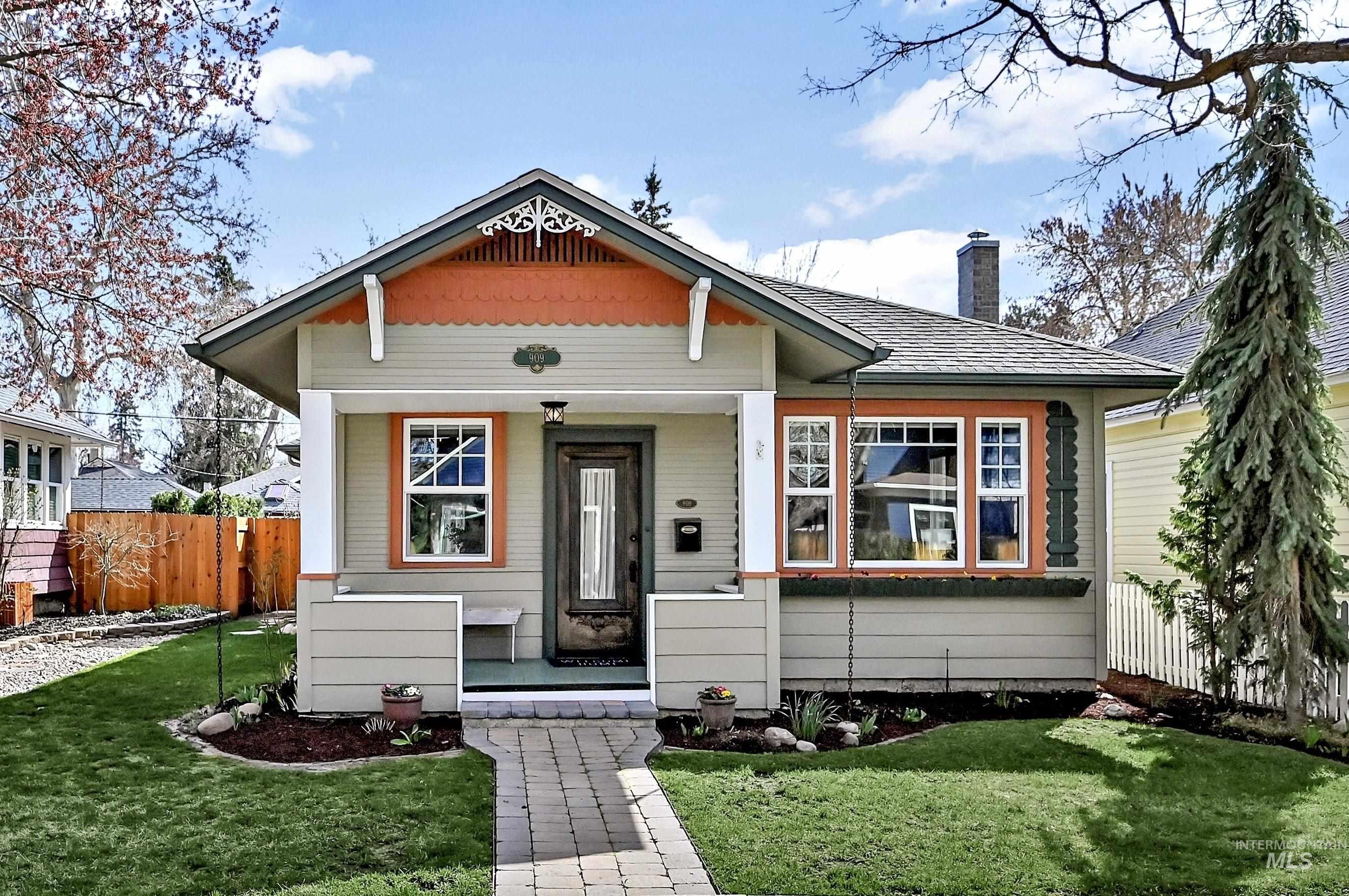909 W Resseguie St, Boise, Idaho 83702, 3 Bedrooms, 2 Bathrooms, Residential For Sale, Price $875,000, 98978957