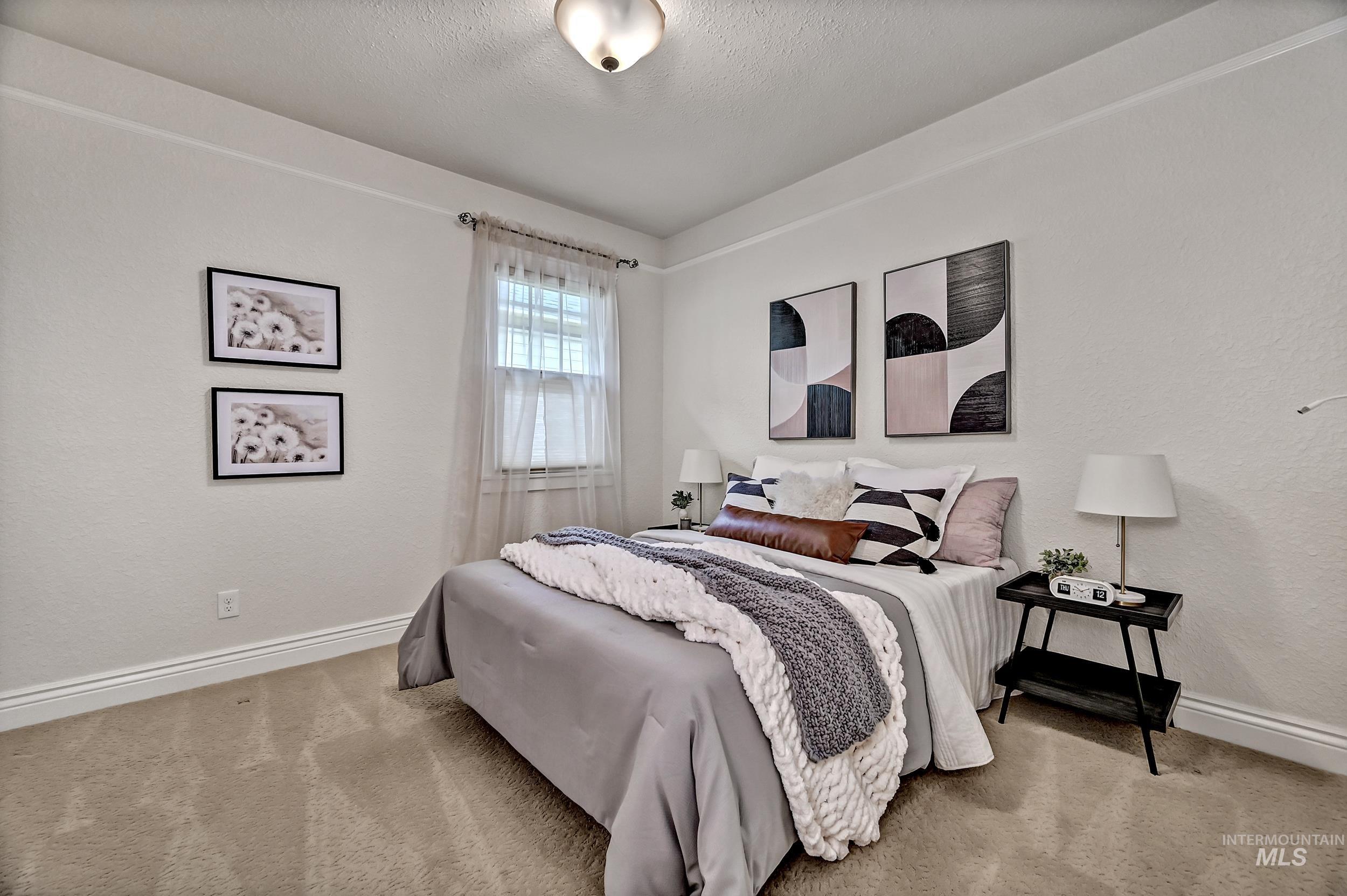 909 W Resseguie St, Boise, Idaho 83702, 3 Bedrooms, 2 Bathrooms, Residential For Sale, Price $875,000, 98978957