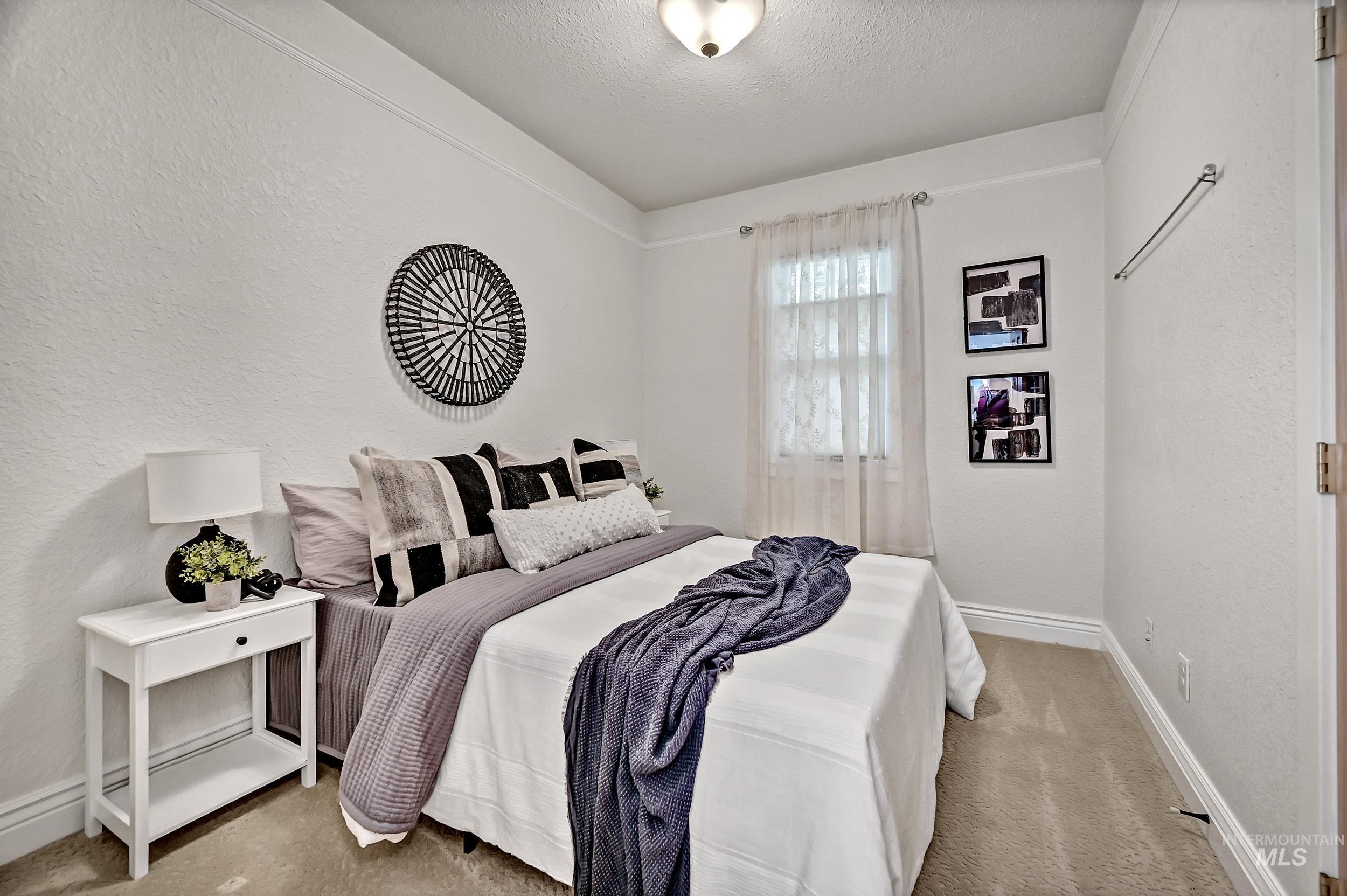 909 W Resseguie St, Boise, Idaho 83702, 3 Bedrooms, 2 Bathrooms, Residential For Sale, Price $875,000, 98978957