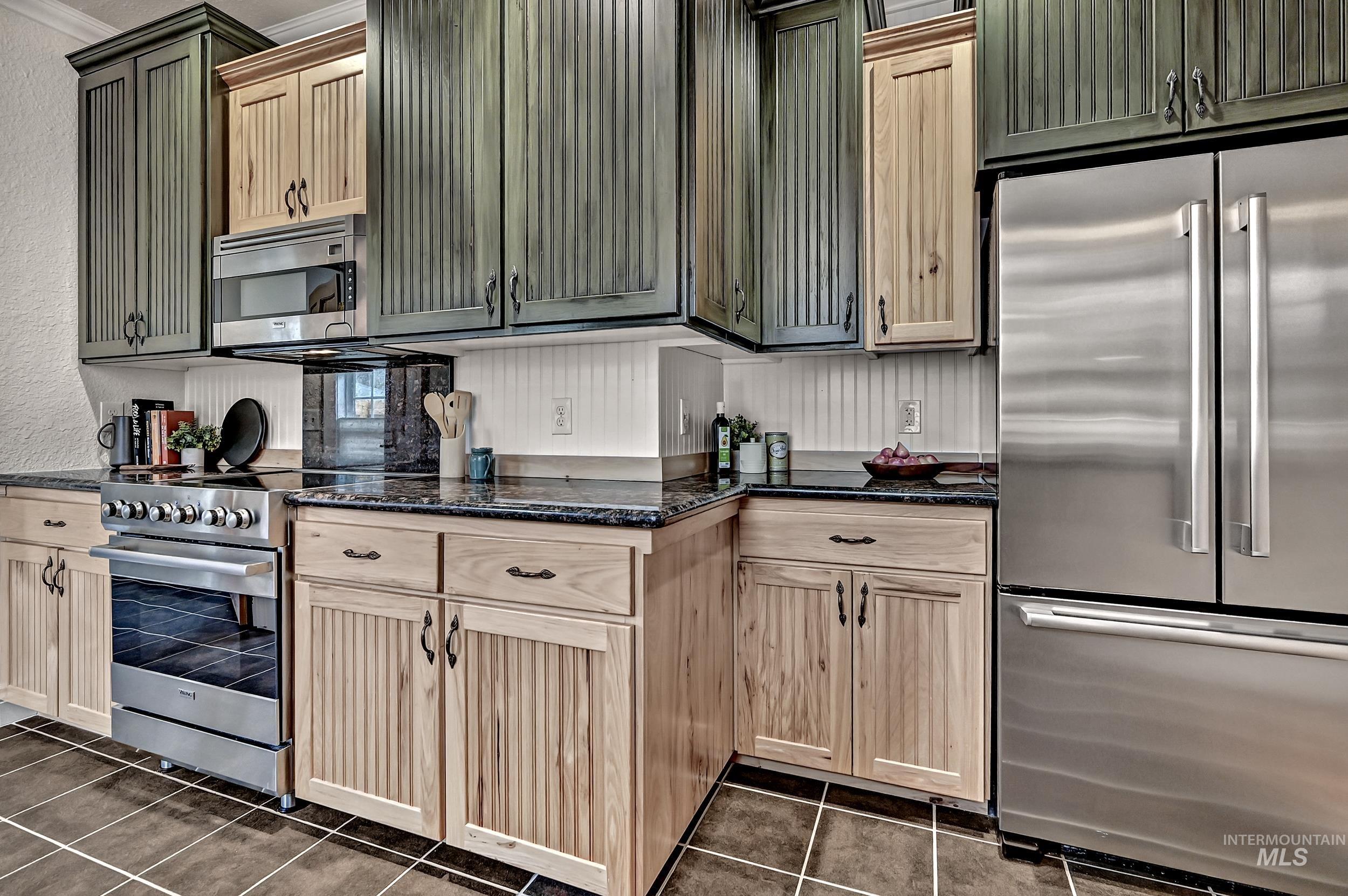 909 W Resseguie St, Boise, Idaho 83702, 3 Bedrooms, 2 Bathrooms, Residential For Sale, Price $875,000, 98978957