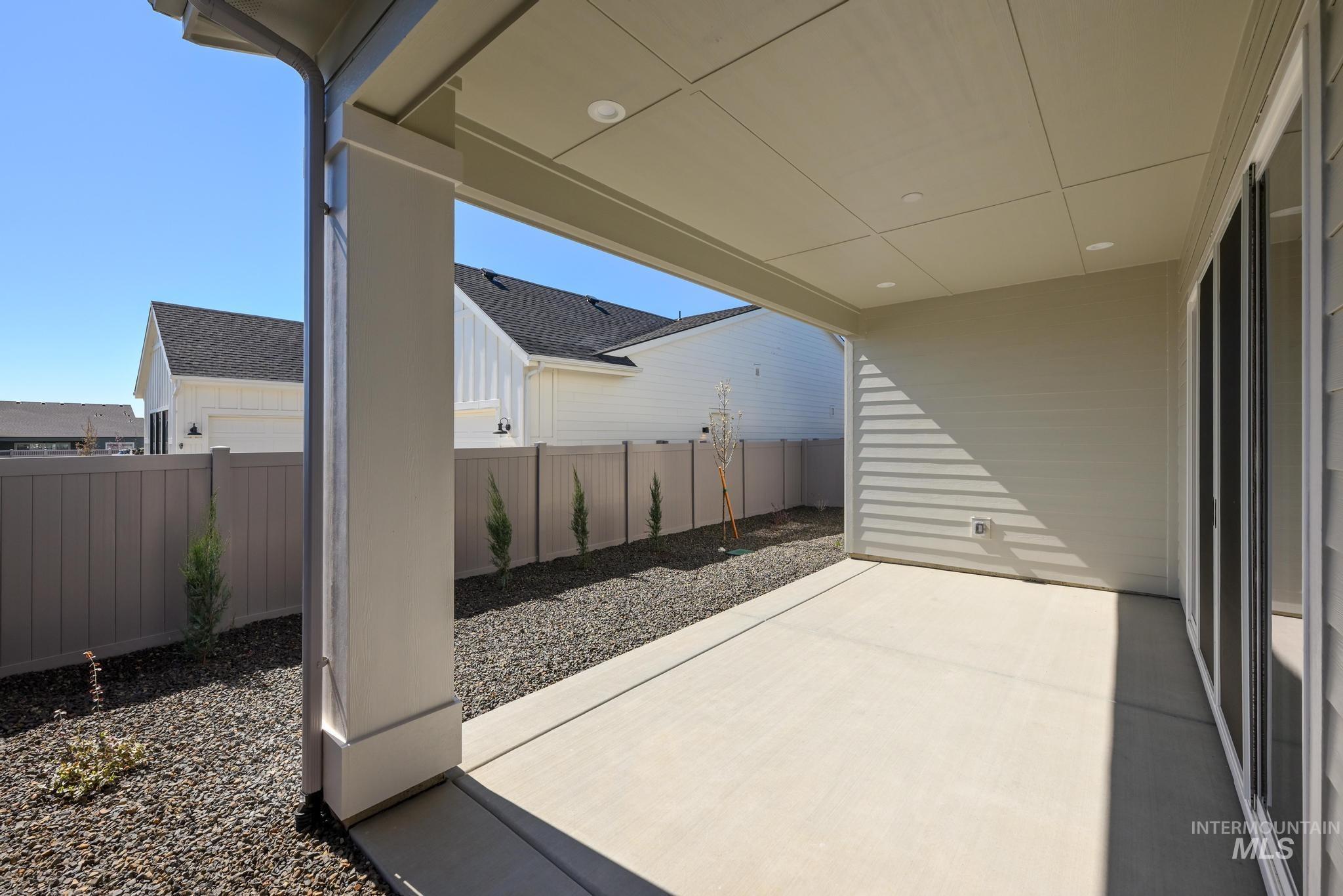 8531 W Chamblee St, Star, Idaho 83669, 2 Bedrooms, 2 Bathrooms, Residential For Sale, Price $559,000,MLS 98978958