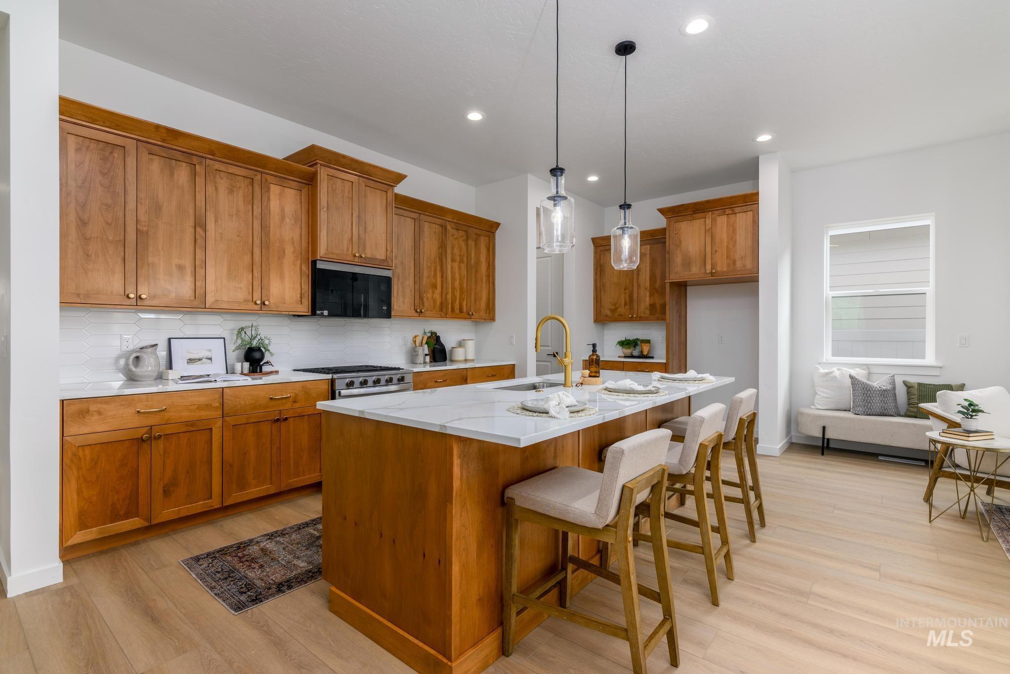 8531 W Chamblee St, Star, Idaho 83669, 2 Bedrooms, 2 Bathrooms, Residential For Sale, Price $559,000,MLS 98978958