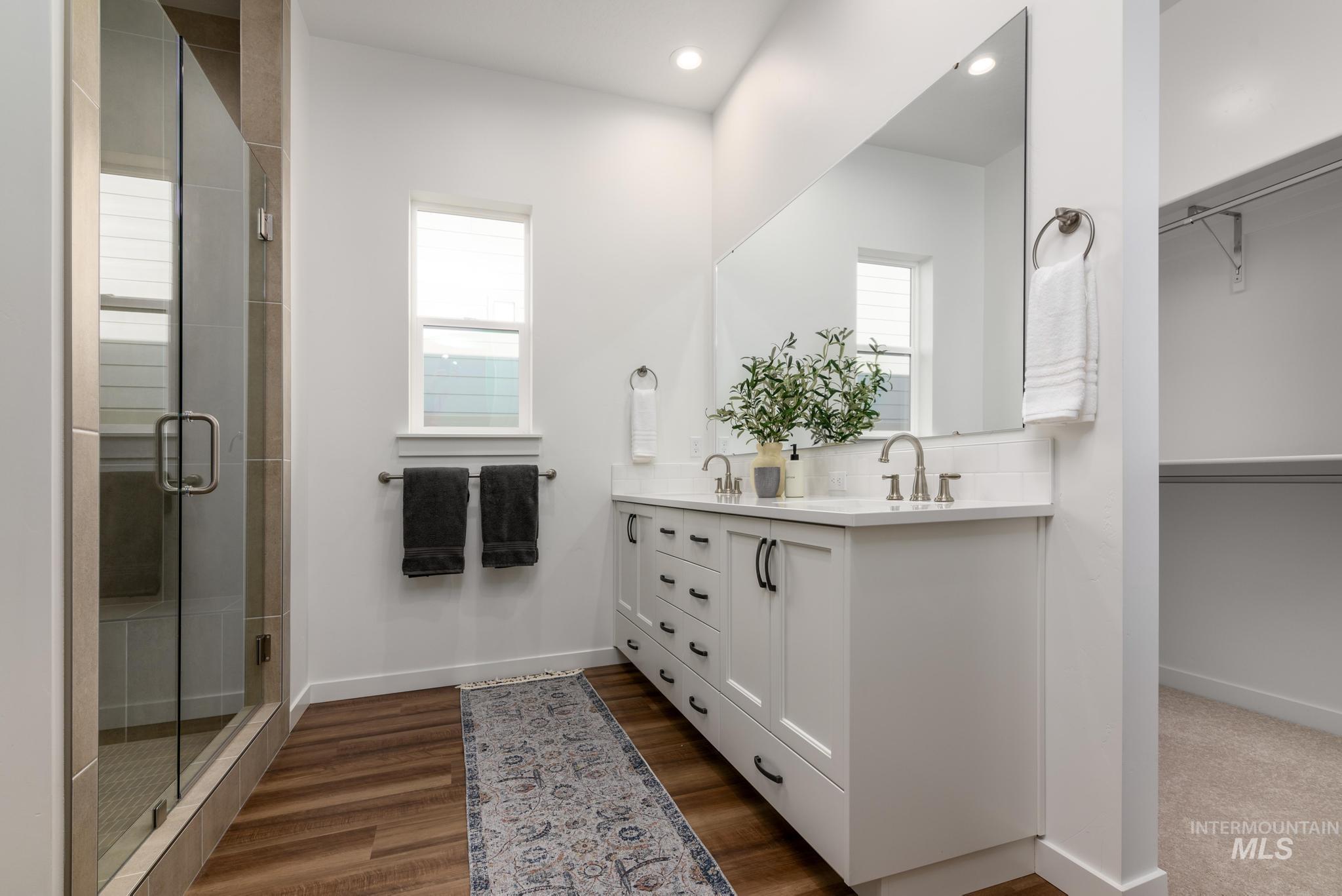 8537 W Fanning St, Star, Idaho 83669, 2 Bedrooms, 2 Bathrooms, Residential For Sale, Price $579,000, 98978959