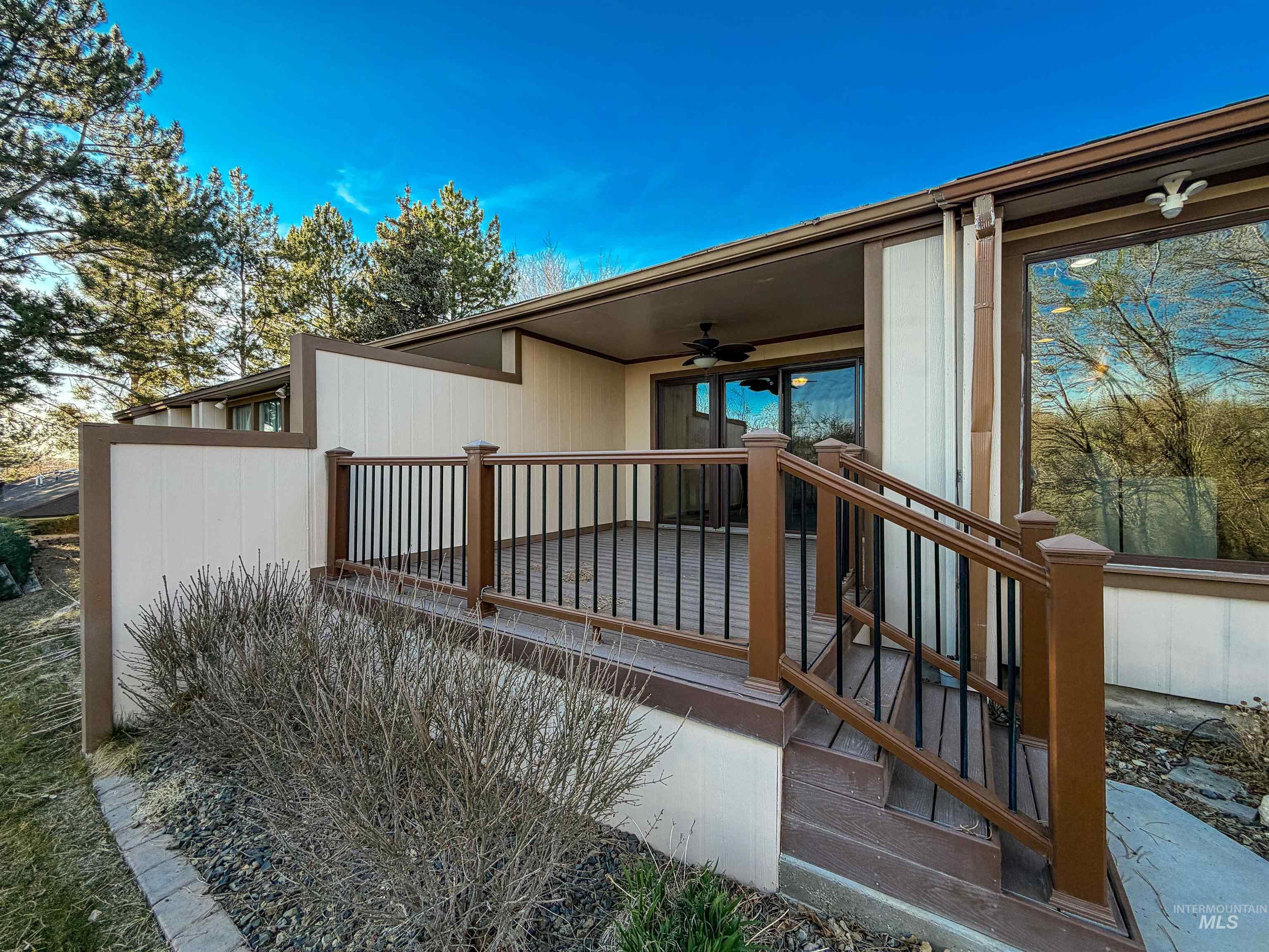 632 Morrison, Twin Falls, Idaho 83301, 2 Bedrooms, 3 Bathrooms, Residential For Sale, Price $365,000,MLS 98978961