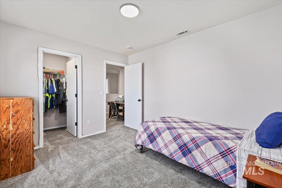 16616 Ruego Way, Caldwell, Idaho 83607, 3 Bedrooms, 2.5 Bathrooms, Residential For Sale, Price $399,000,MLS 98978962